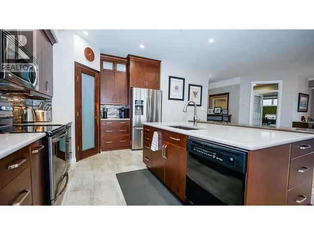 302 - 160 HARBOURFRONT DRIVE, Salmon Arm 5