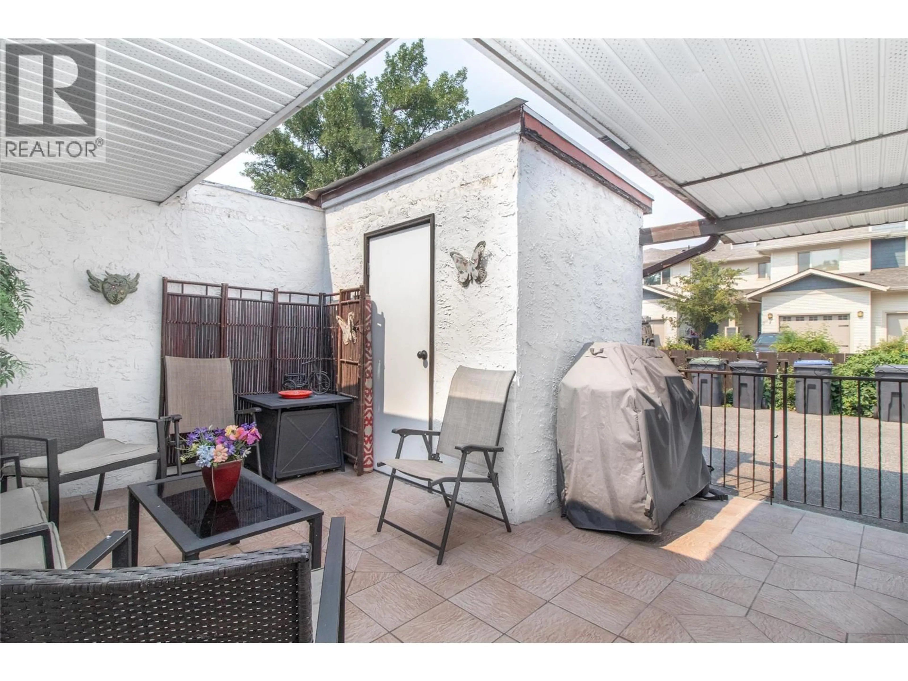 Patio, street for 8 - 363 GERSTMAR ROAD, Kelowna British Columbia V1X4A6