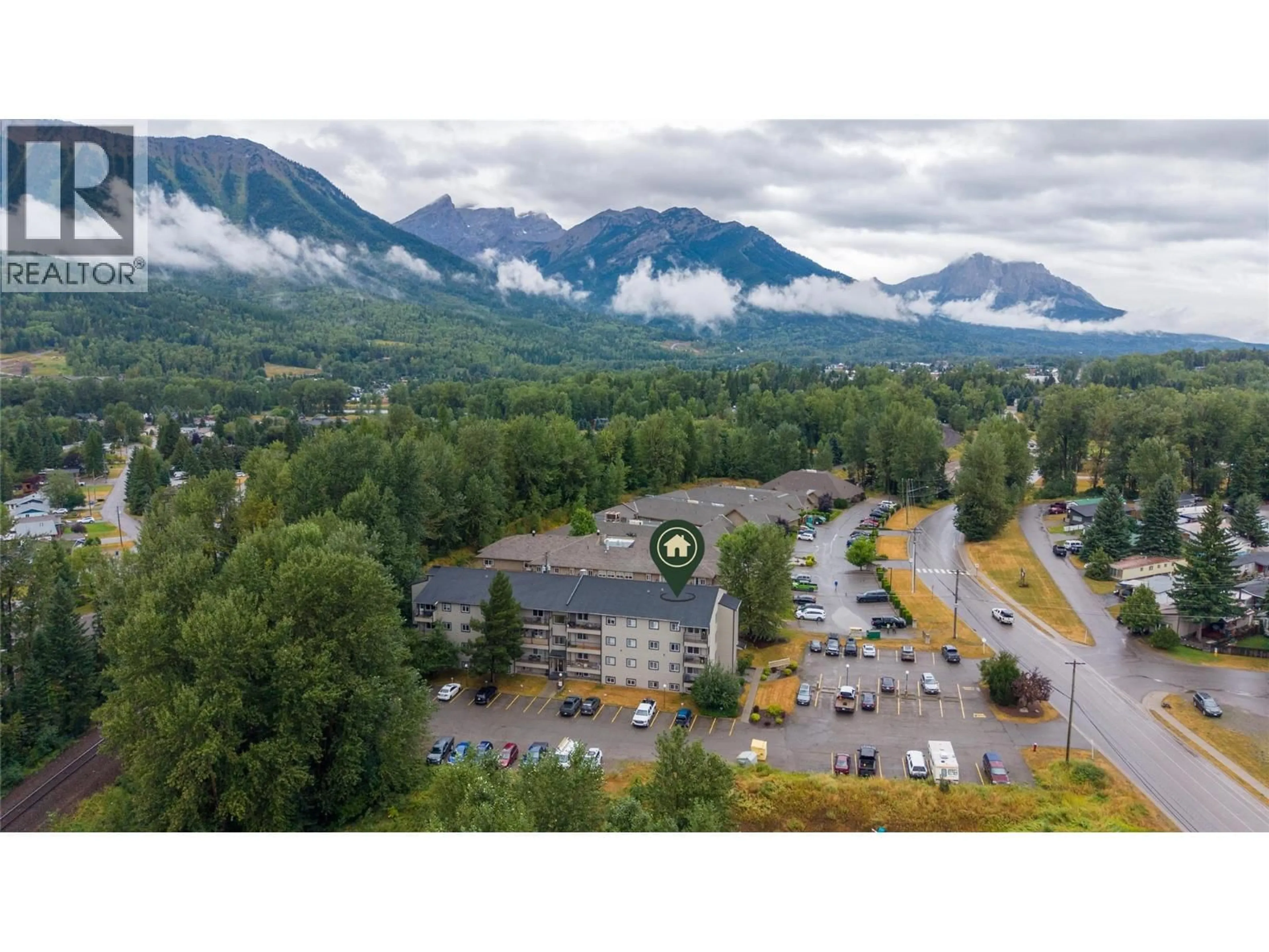 A pic from outside/outdoor area/front of a property/back of a property/a pic from drone, mountain view for 301 - 65 COKATO ROAD, Fernie British Columbia V0B1M4