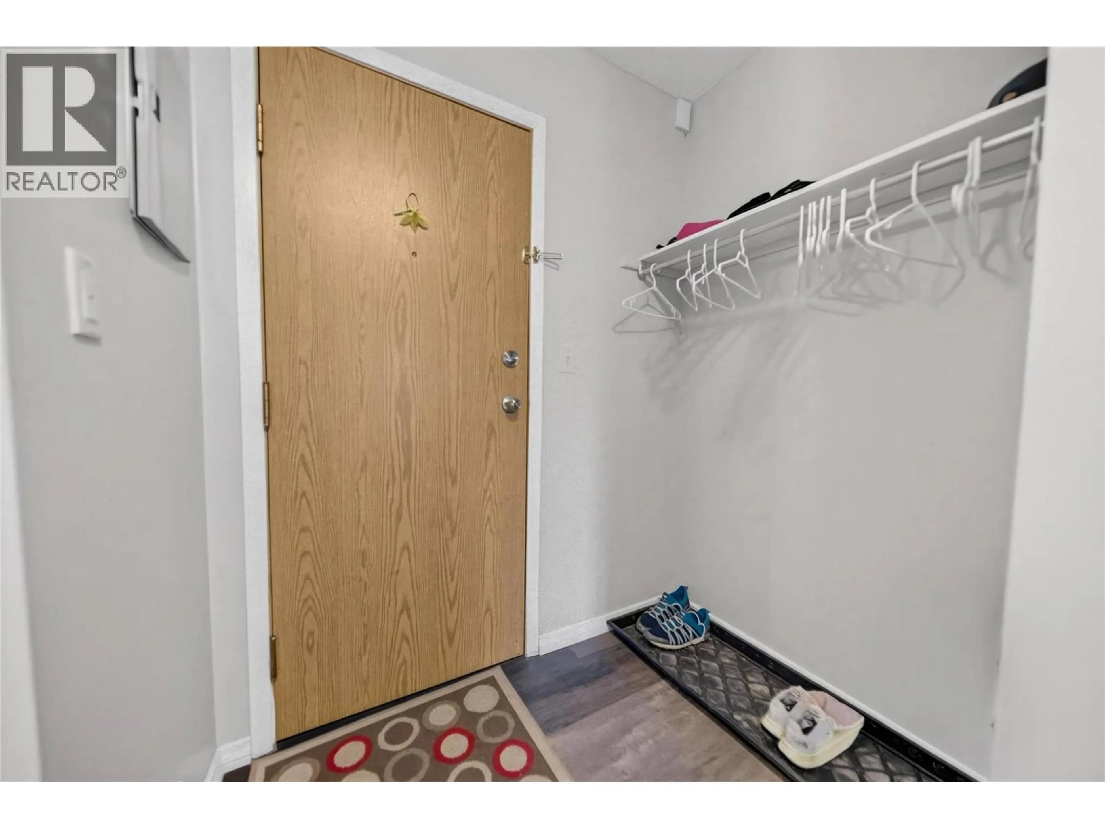 Indoor entryway for 301 - 65 COKATO ROAD, Fernie British Columbia V0B1M4