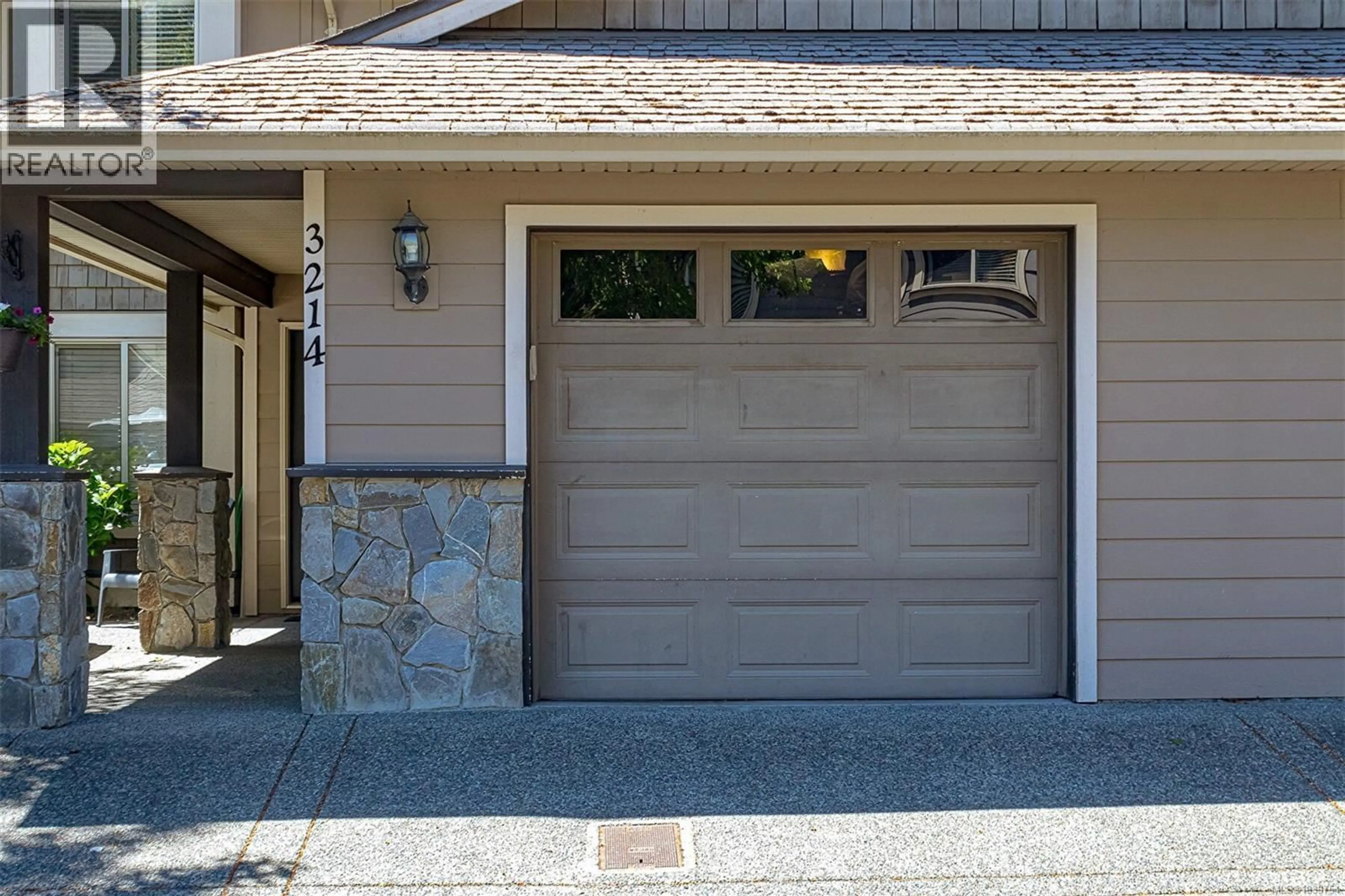 Indoor garage for 3214 ERNHILL PLACE, Langford British Columbia V9C0C6