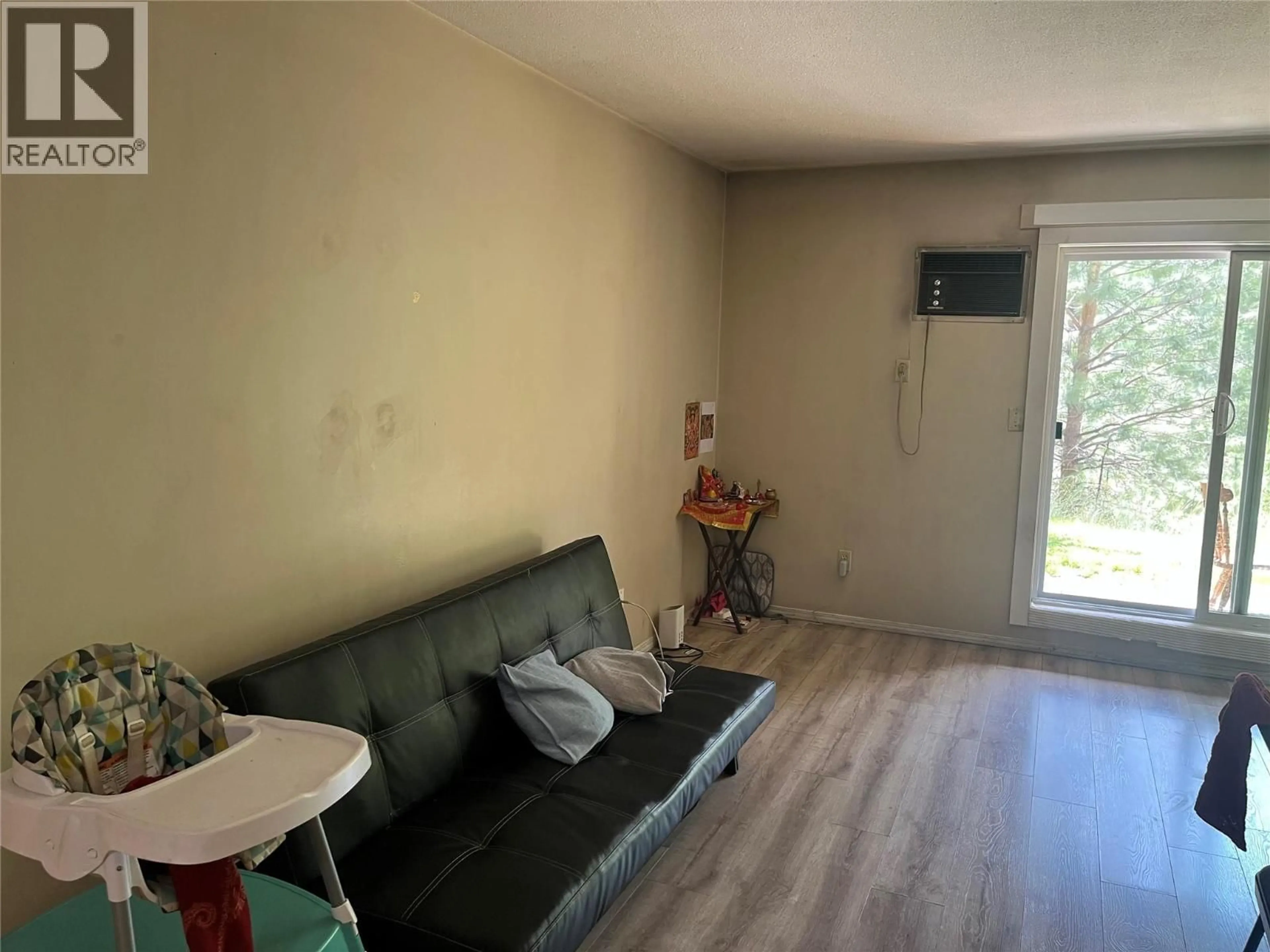 A pic of a room for 703 - 44 WHITESHIELD CRESCENT SOUTH, Kamloops British Columbia V2E2J1