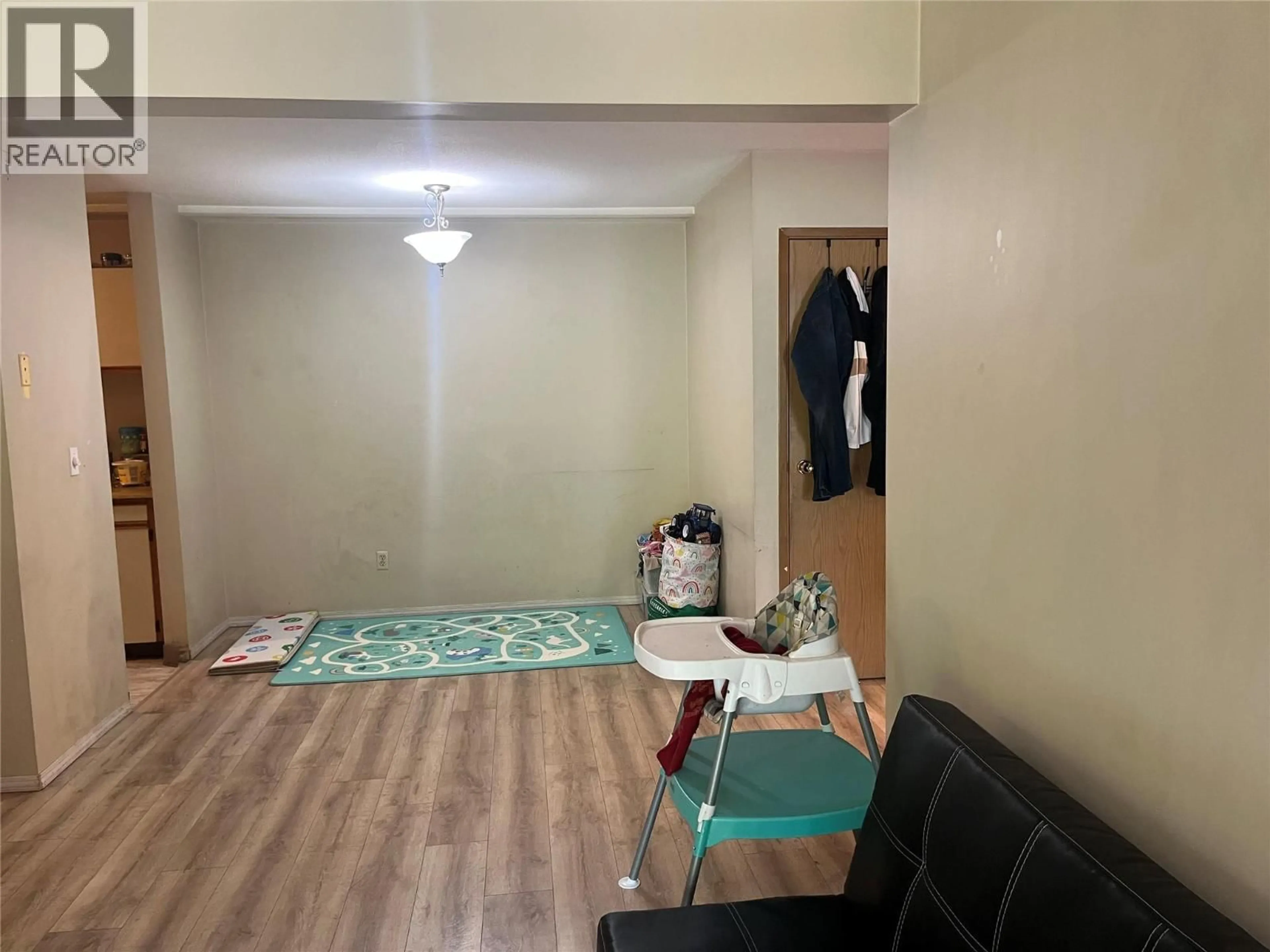 A pic of a room for 703 - 44 WHITESHIELD CRESCENT SOUTH, Kamloops British Columbia V2E2J1