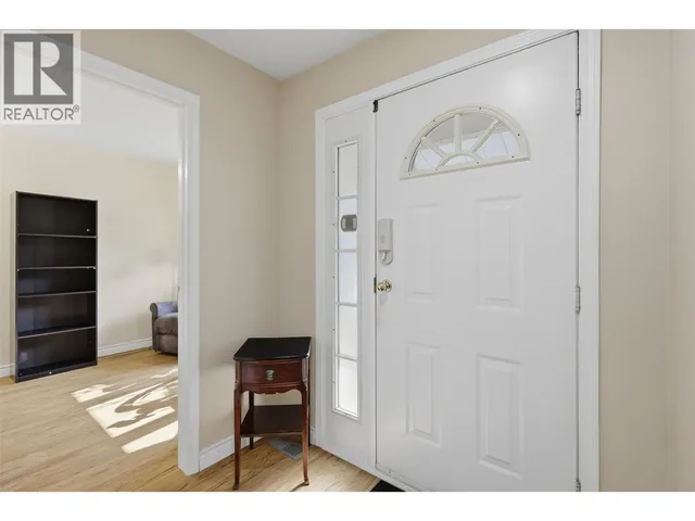 12 - 1717 GRANITE AVENUE, Merritt 5