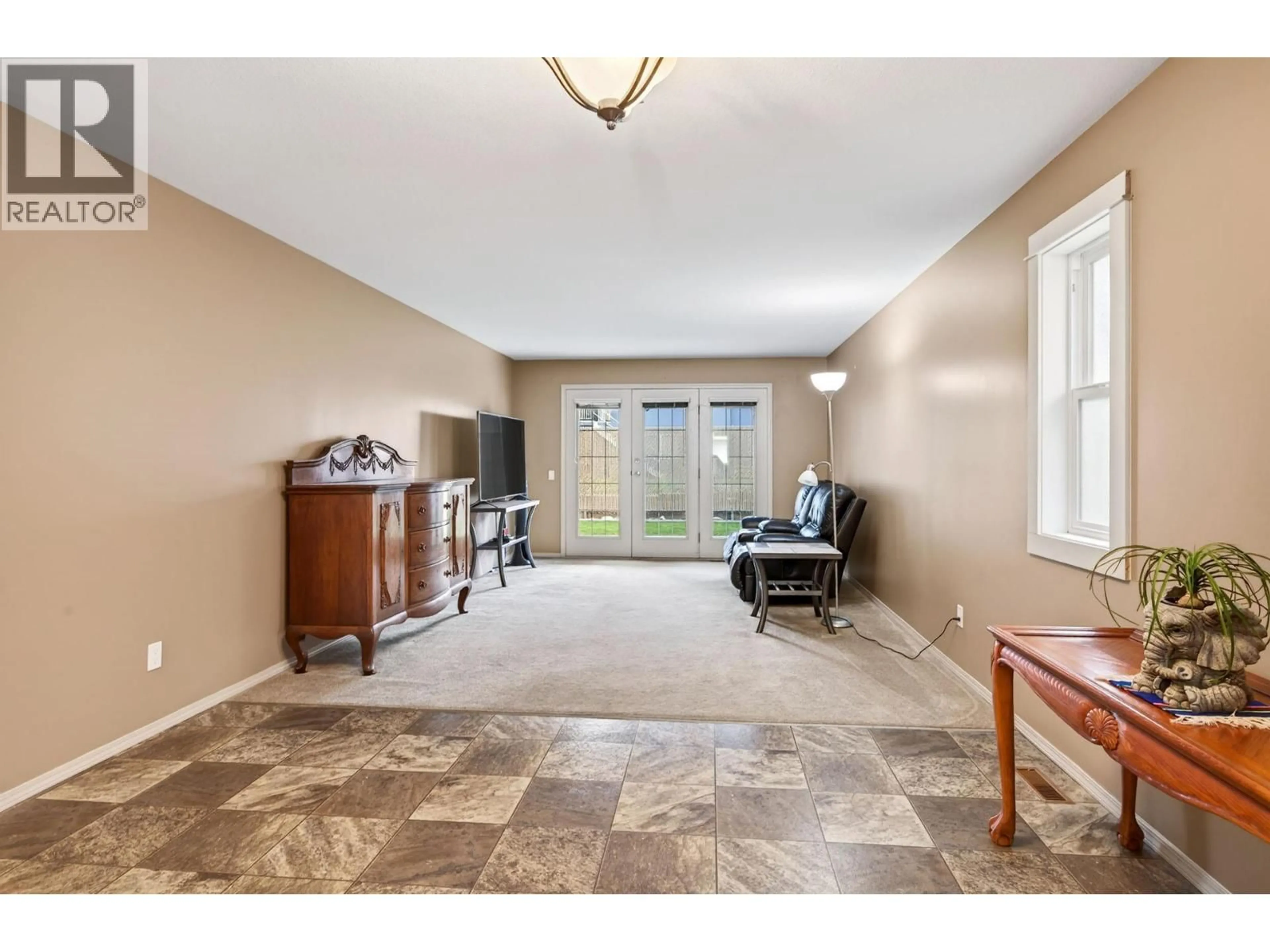Unknown for 14 - 1195 14TH STREET, Kamloops British Columbia v2b5v2