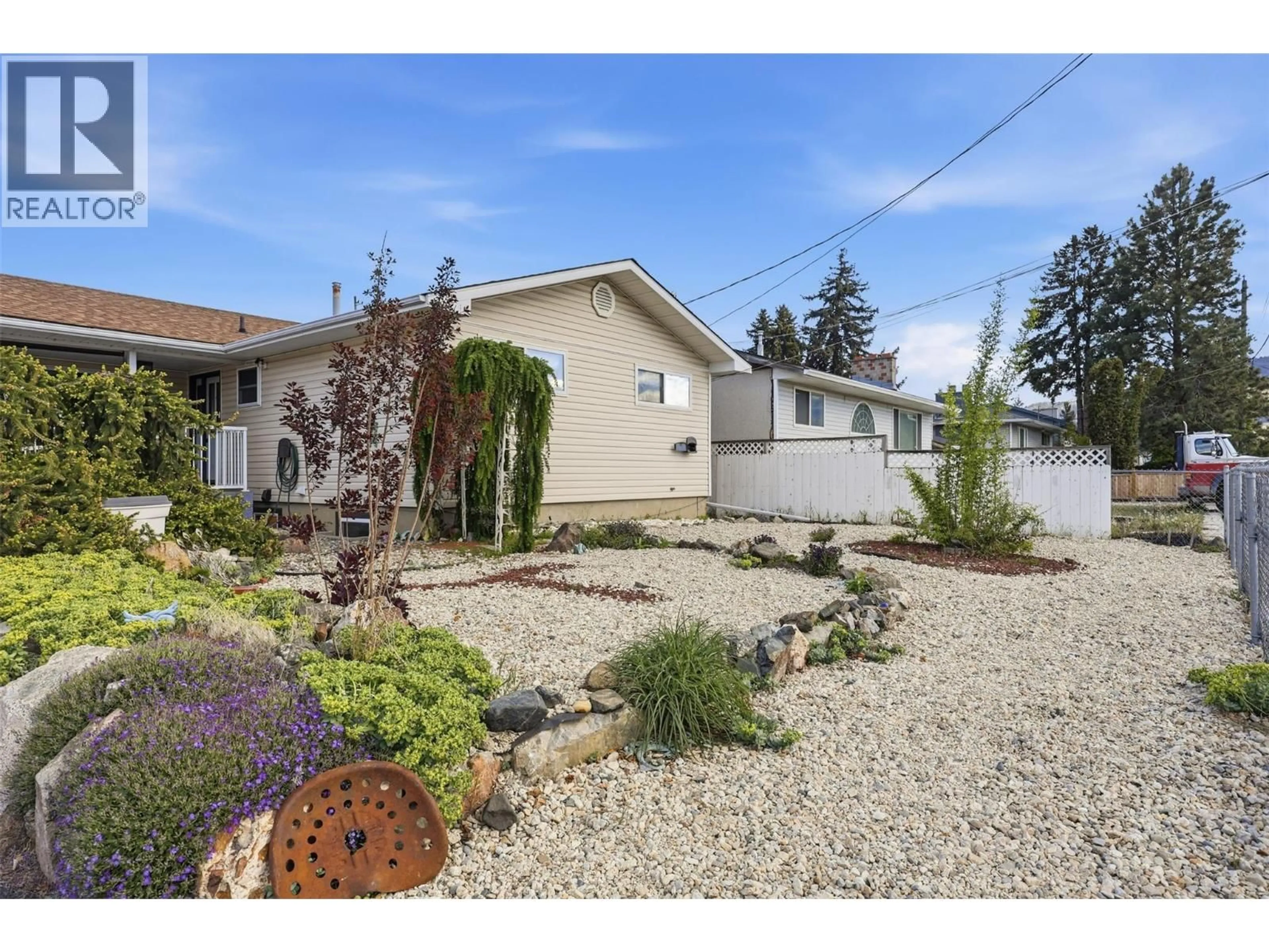 Unknown for 1087 LAROQUE STREET, Kamloops British Columbia V2B5L6