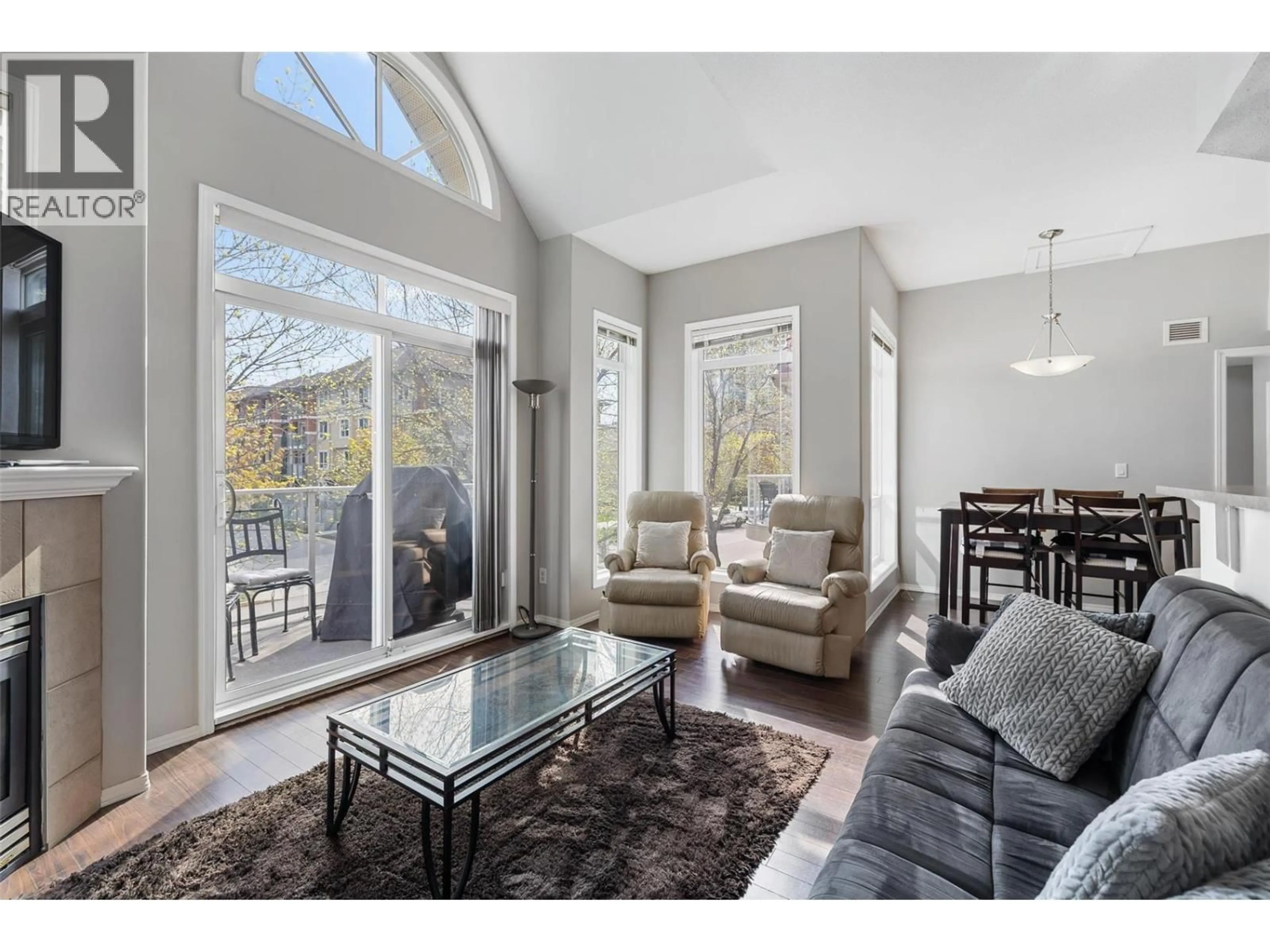 Living room with furniture, unknown for 246 - 1088 SUNSET DRIVE, Kelowna British Columbia V1Y9W1