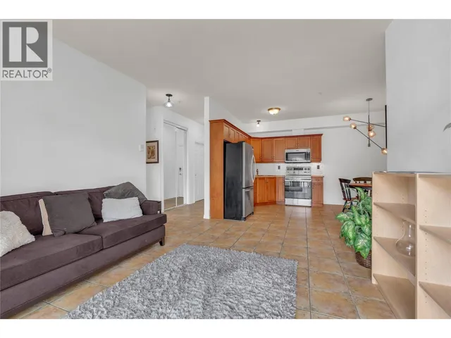 306 - 196 WADE AVENUE WEST, Penticton 3