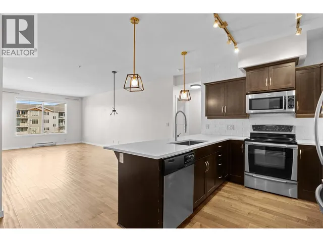 302 - 3735 CASORSO ROAD, Kelowna 4