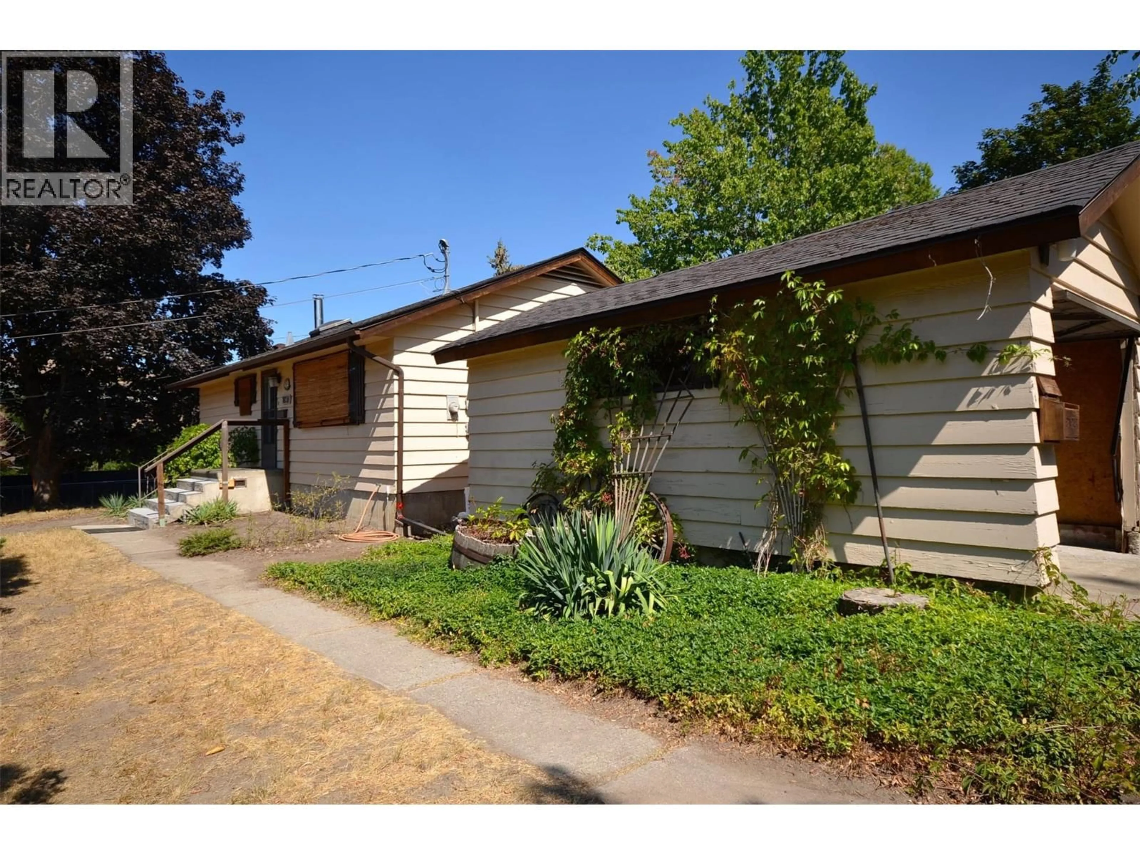 Unknown for 7609 CUNLIFFE ROAD, Coldstream British Columbia V1B1T4
