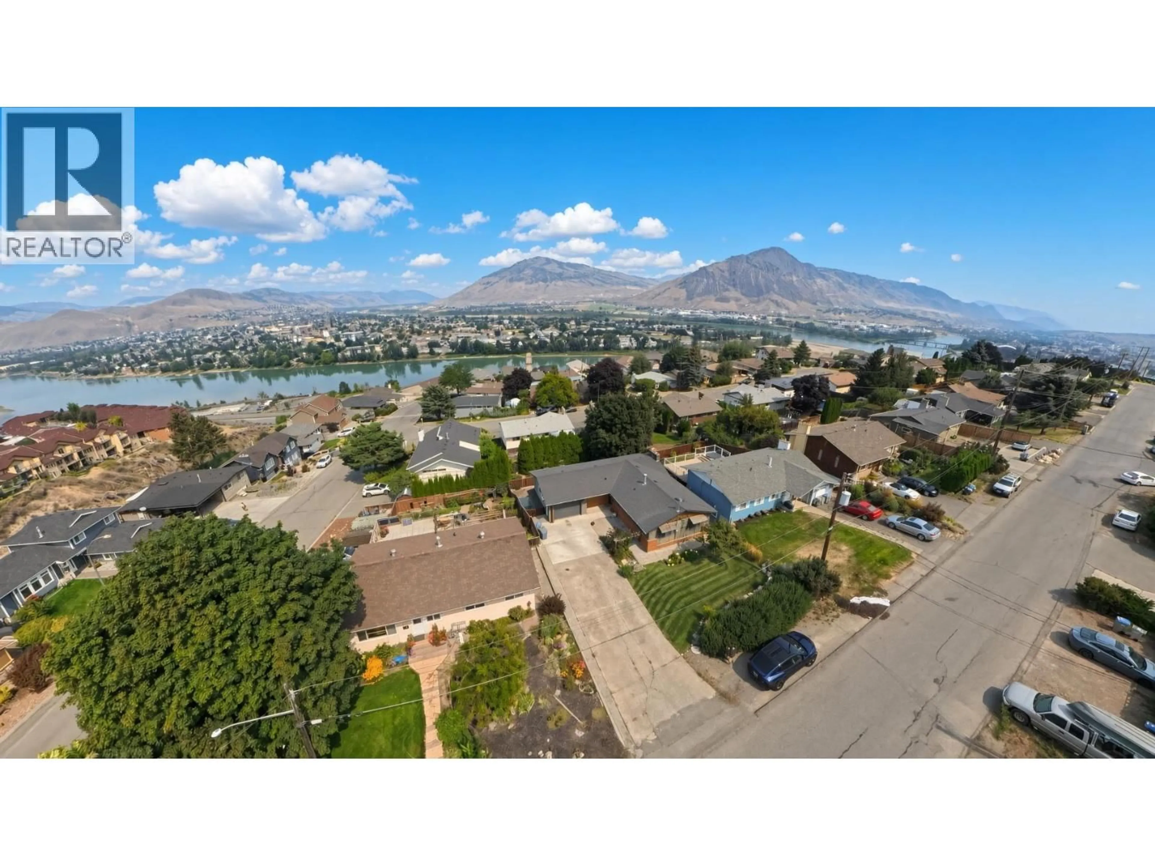 A pic from outside/outdoor area/front of a property/back of a property/a pic from drone, mountain view for 760 ARBUTUS STREET, Kamloops British Columbia V2C5W5