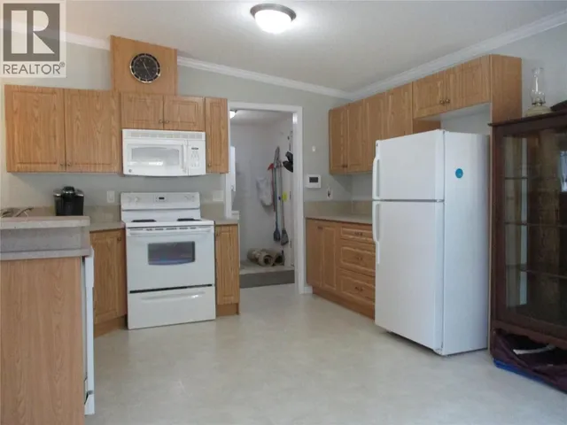 1228 DIEPPE ROAD, Sorrento 3