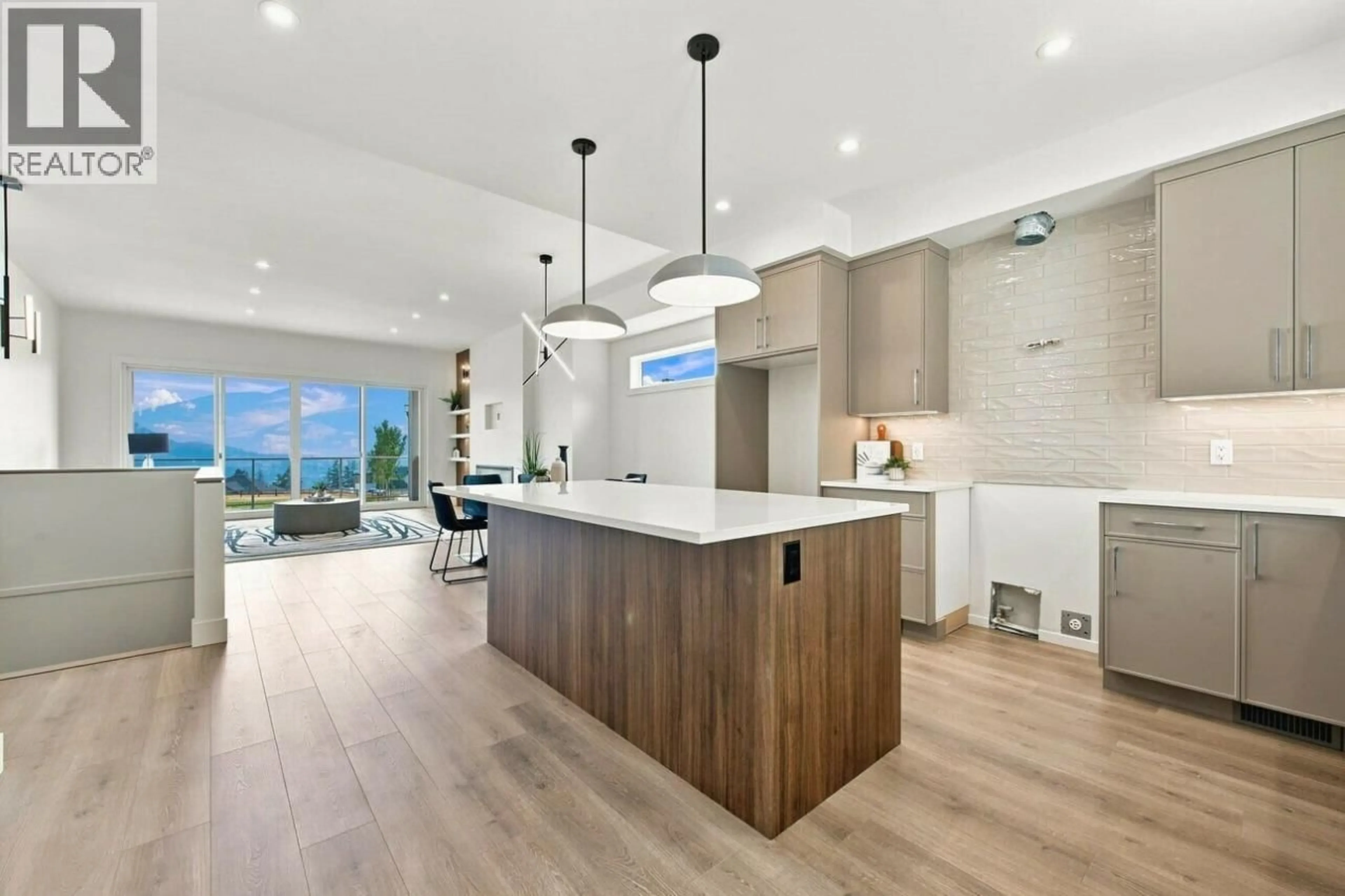 Open concept kitchen, unknown for 2071 CORTINA DRIVE, Kelowna British Columbia V1P1R3