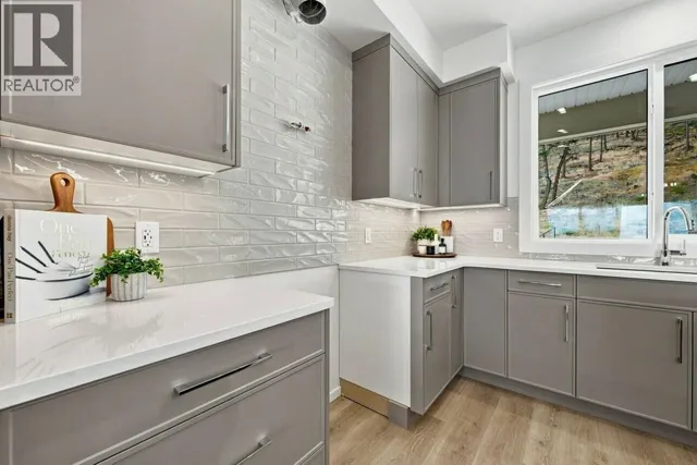 2071 CORTINA DRIVE, Kelowna 5