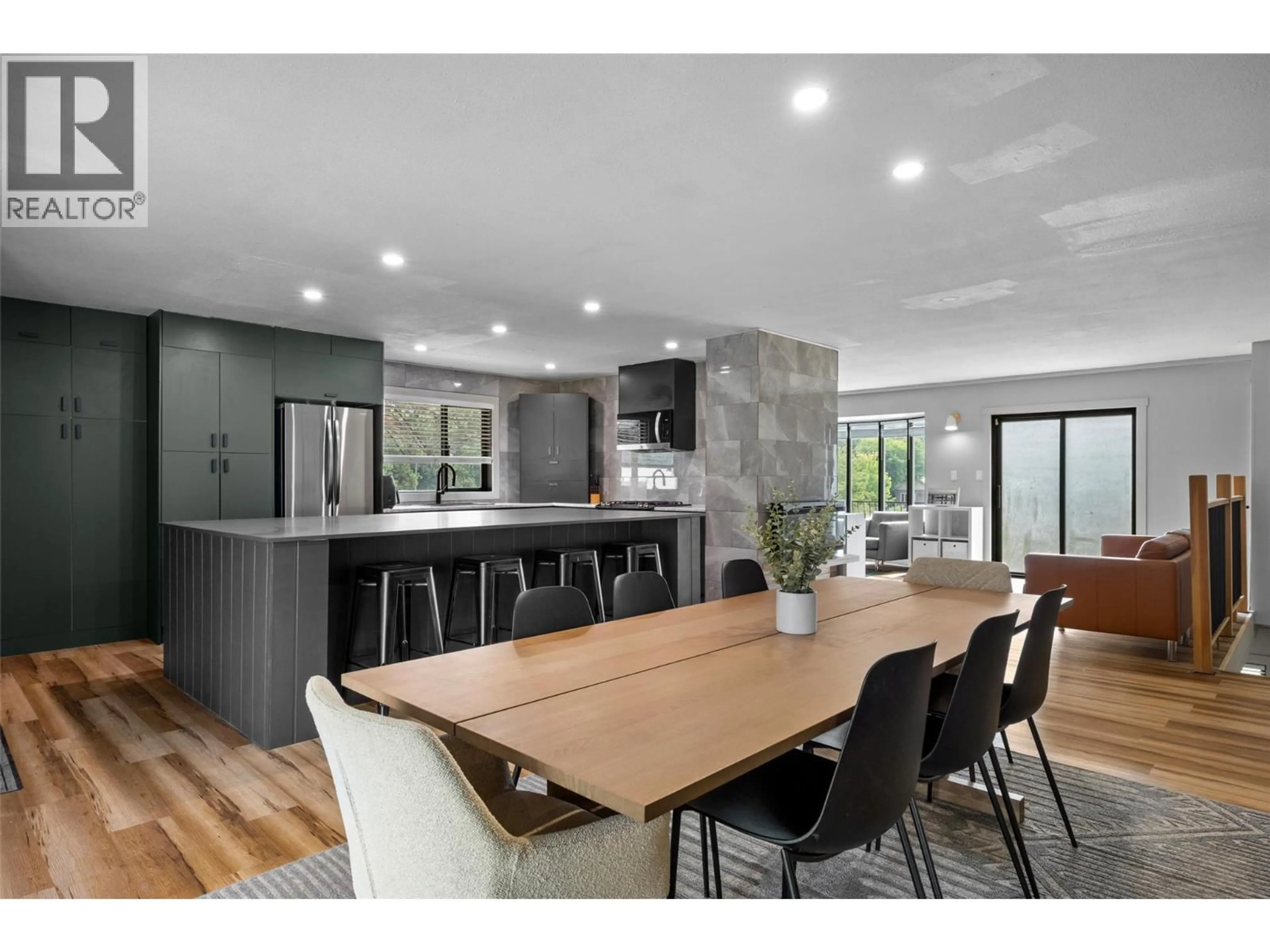 Open concept kitchen, unknown for 4747 KAMLOOPS VERNON HIGHWAY, Westwold British Columbia V0E3B1