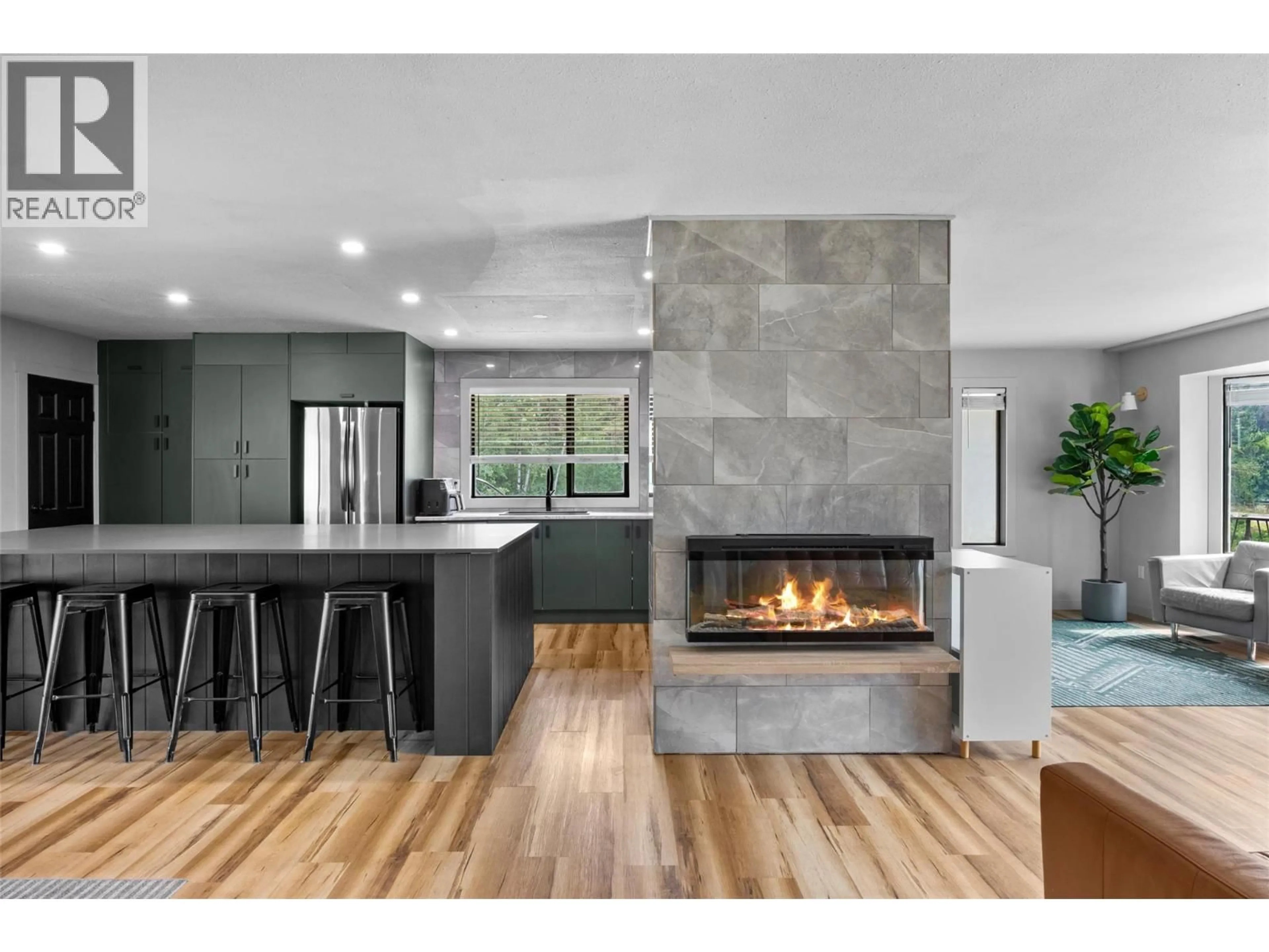 Open concept kitchen, unknown for 4747 KAMLOOPS VERNON HIGHWAY, Westwold British Columbia V0E3B1