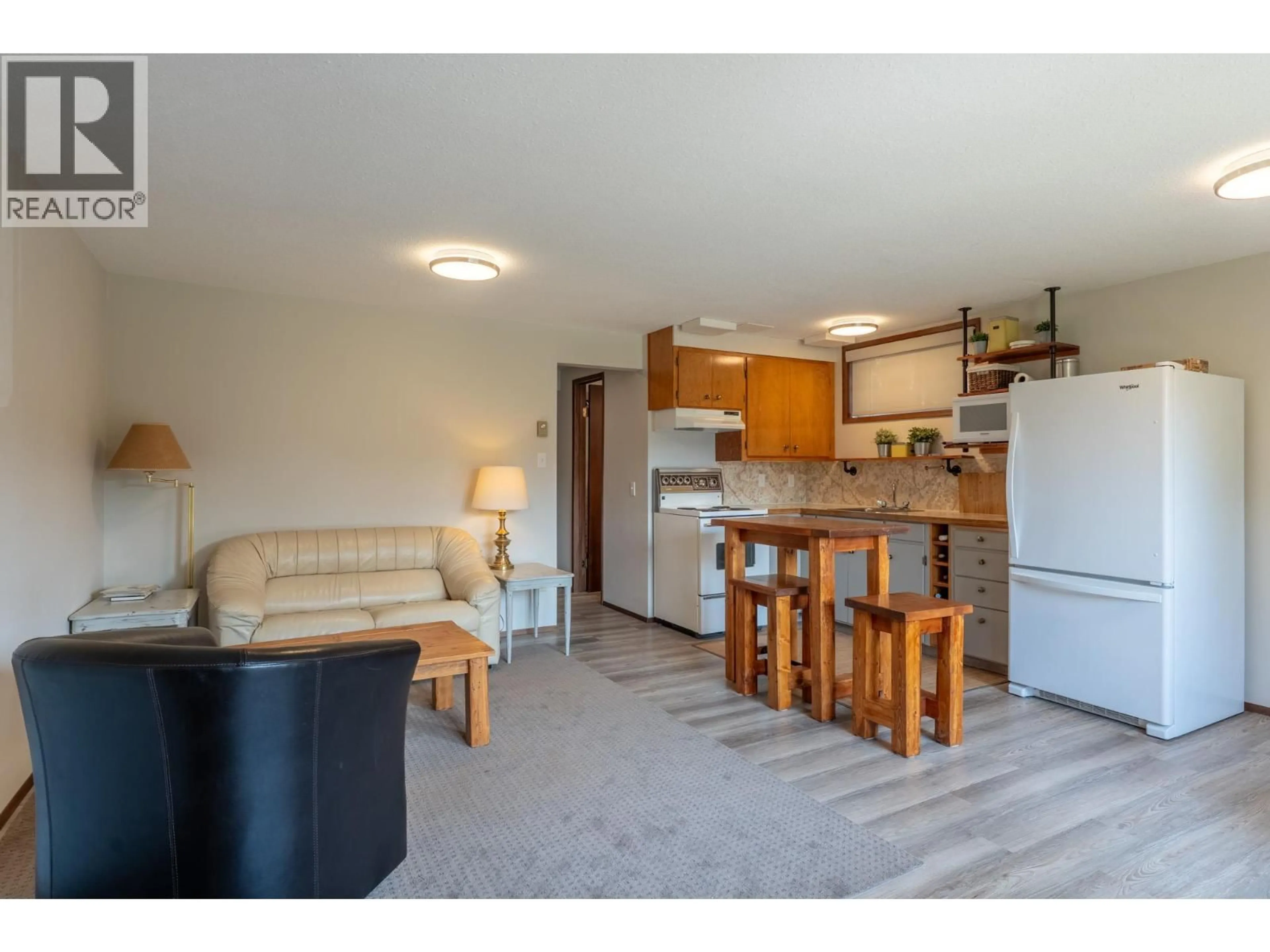 Unknown for 1470 LAWRENCE AVENUE, Kelowna British Columbia V1Y6M8
