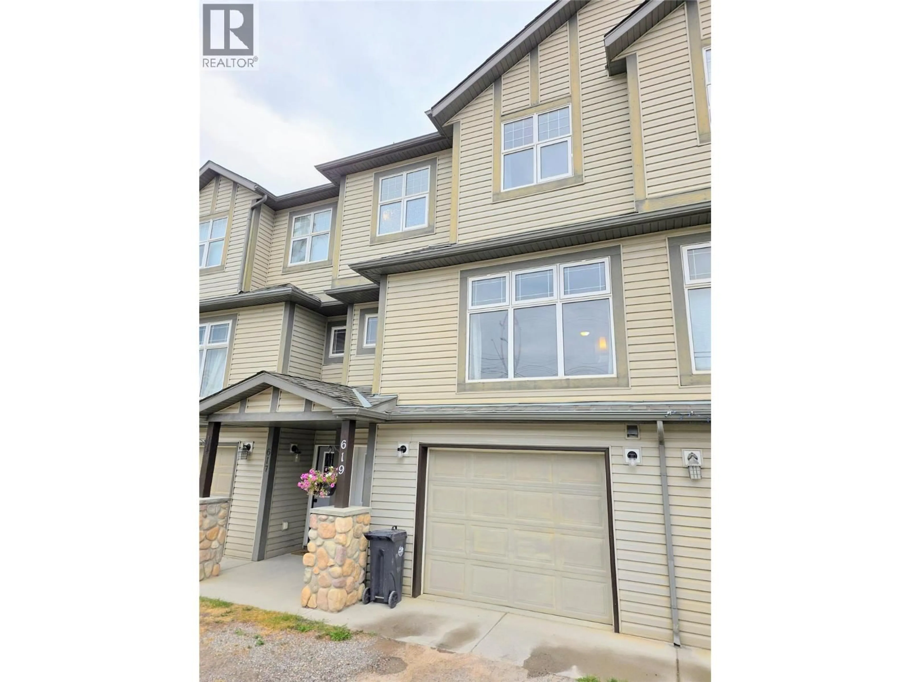 A pic from outside/outdoor area/front of a property/back of a property/a pic from drone, street for 619 10TH AVENUE, Invermere British Columbia V0A1K0
