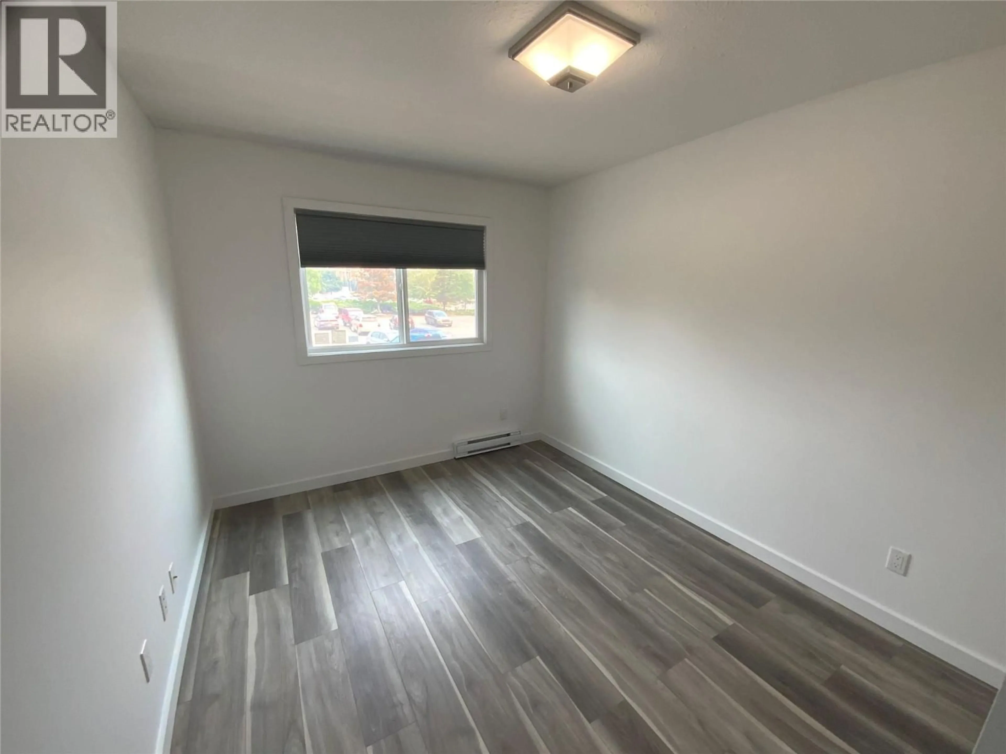 A pic of a room for 207 - 150 SKAHA PLACE, Penticton British Columbia V2A7K1