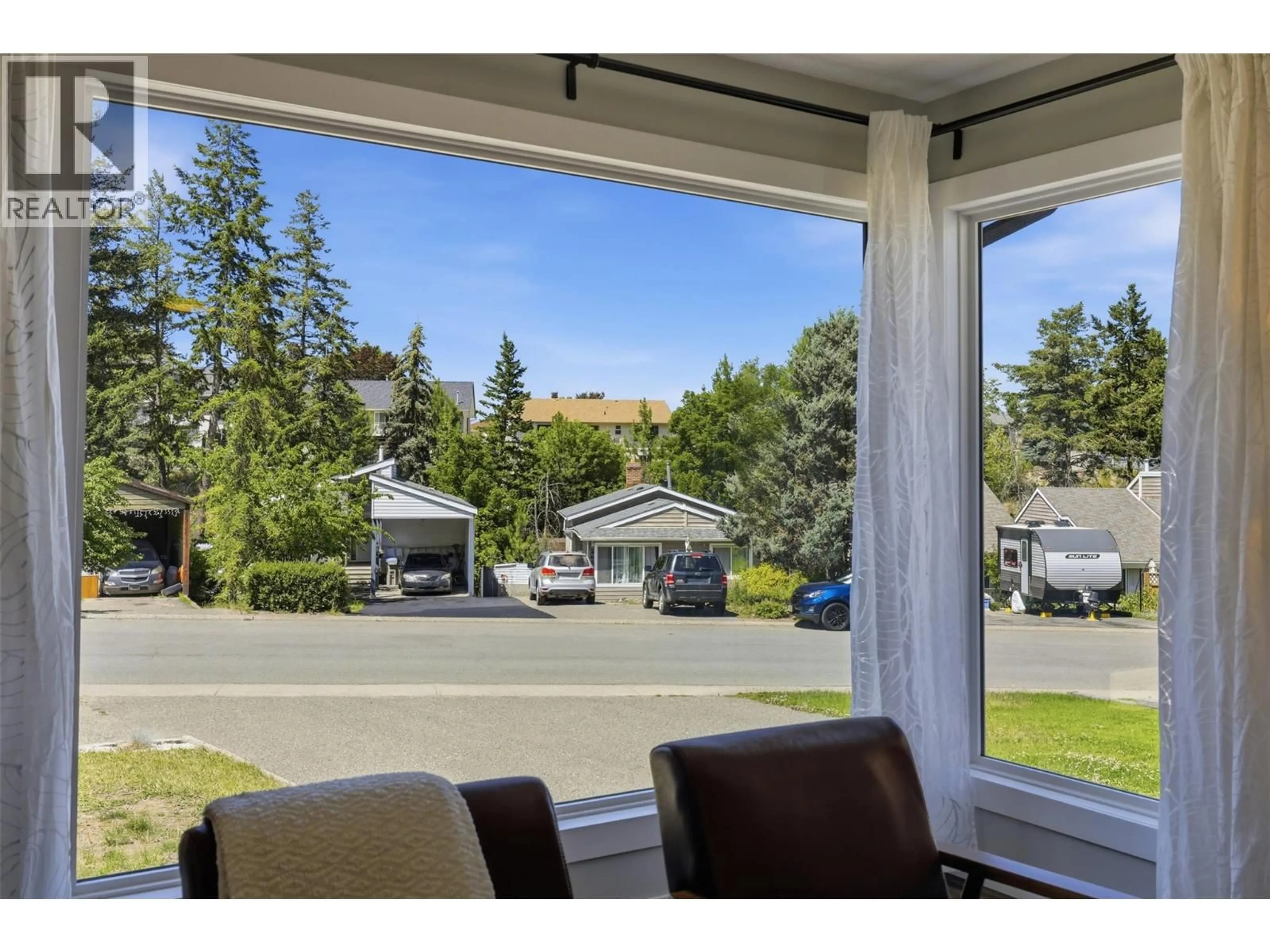 Patio, mountain view for 575 GLENEAGLES DRIVE, Kamloops British Columbia V2E1X1