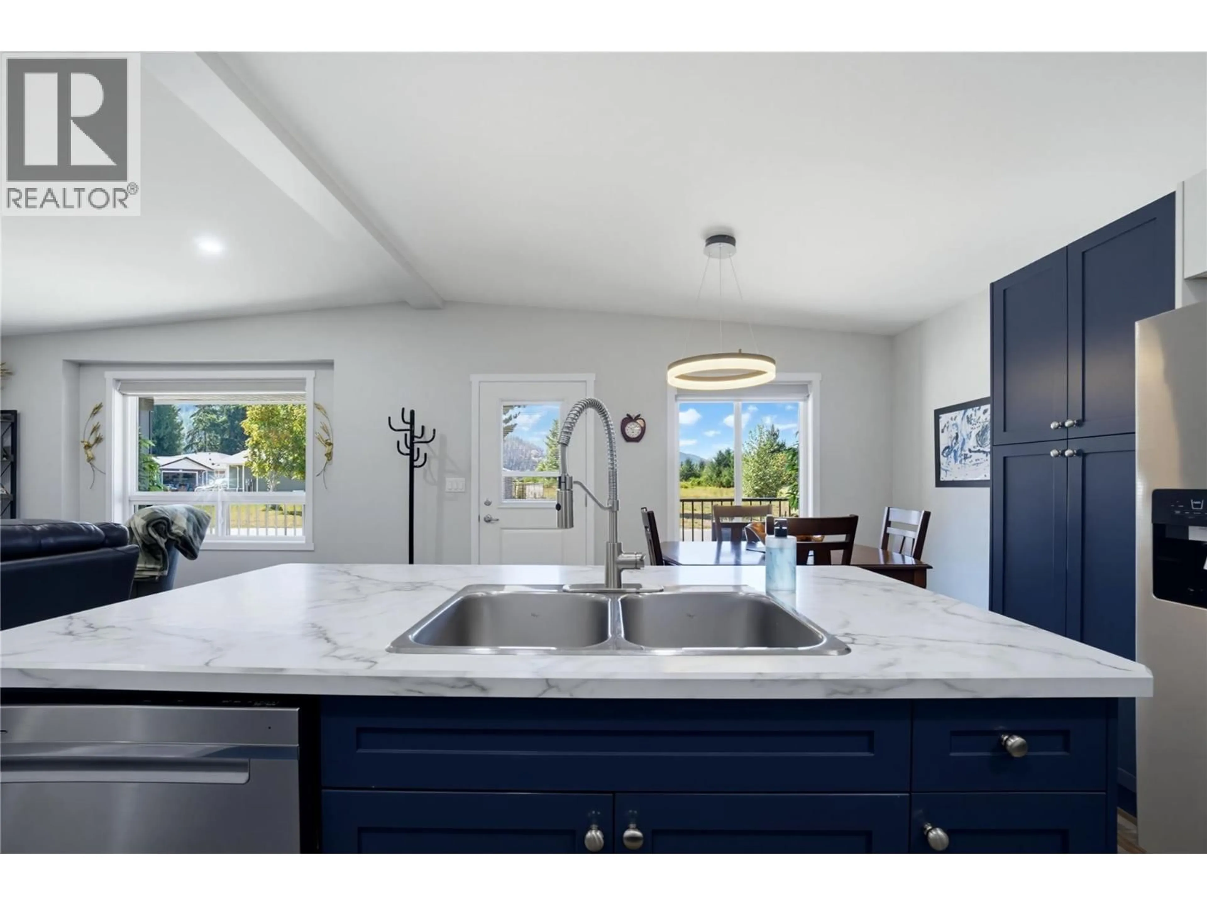 Open concept kitchen, ceramic/tile floor for 734 ELDERBERRY WALK, Sicamous British Columbia V0E2V0