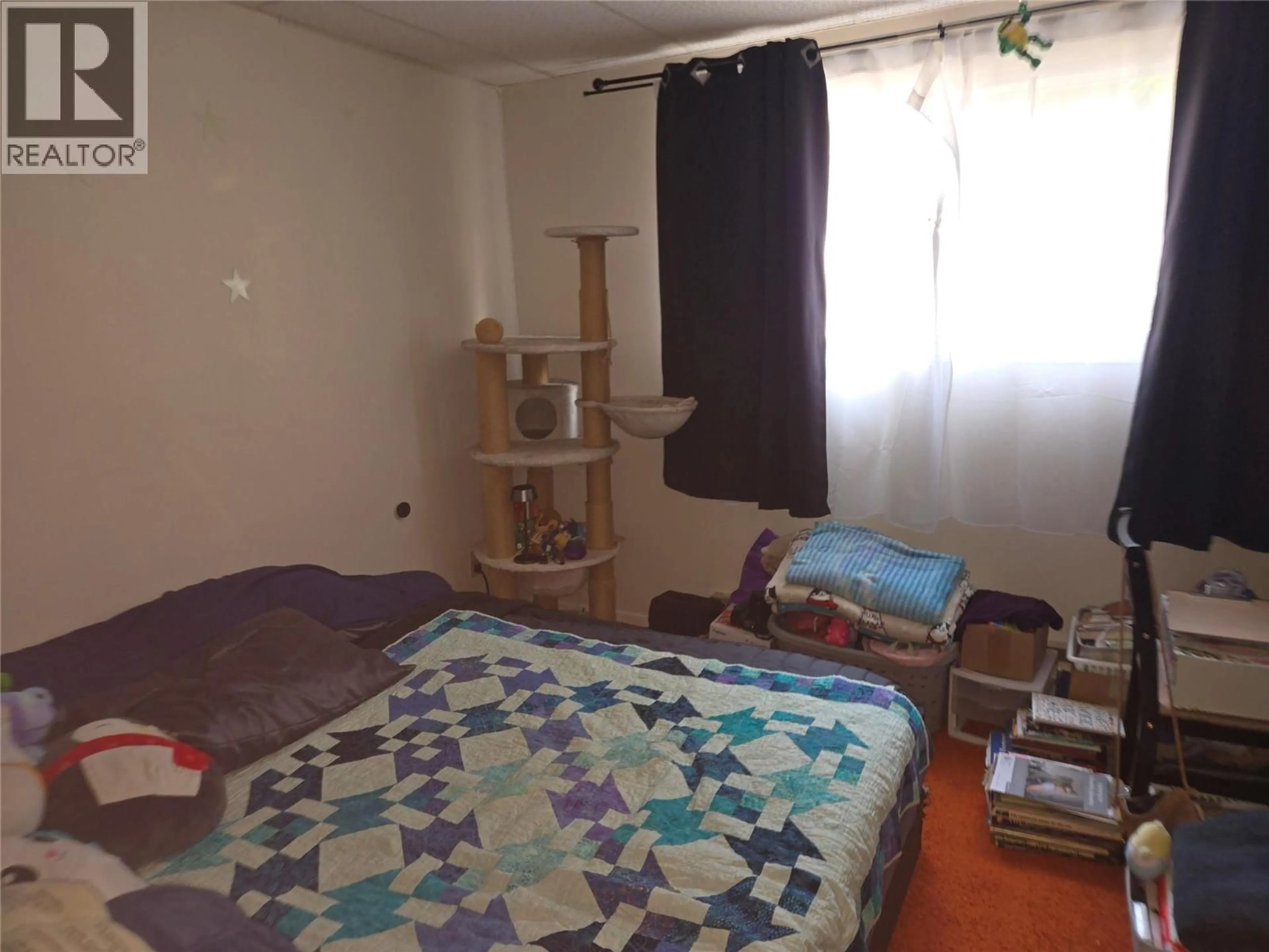 A pic of a room for 101 - 1410 PENTICTON AVENUE, Penticton British Columbia V2A2N5