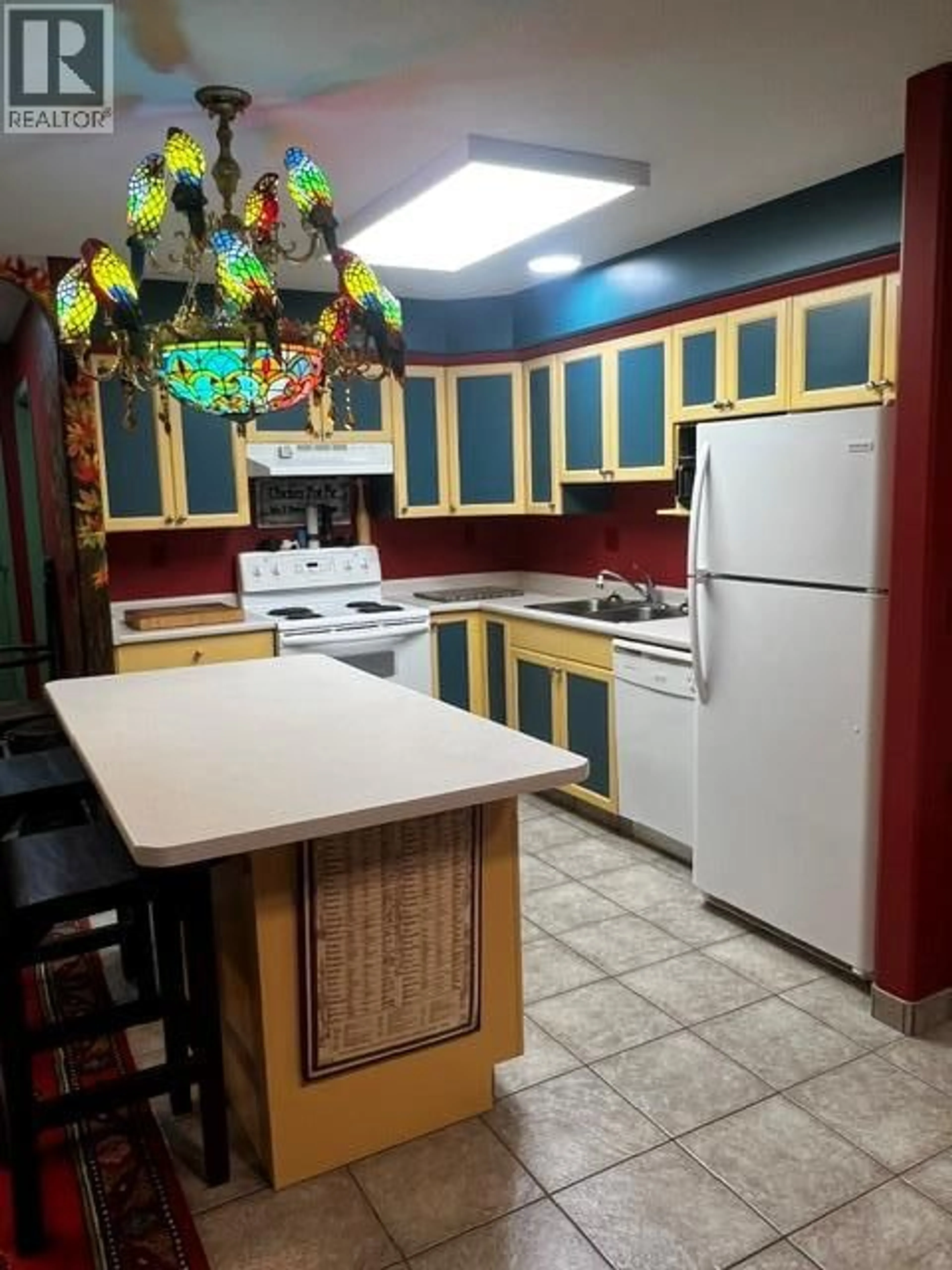 Standard kitchen, unknown for 113 - 9307 62ND AVENUE, Osoyoos British Columbia V0H1V1