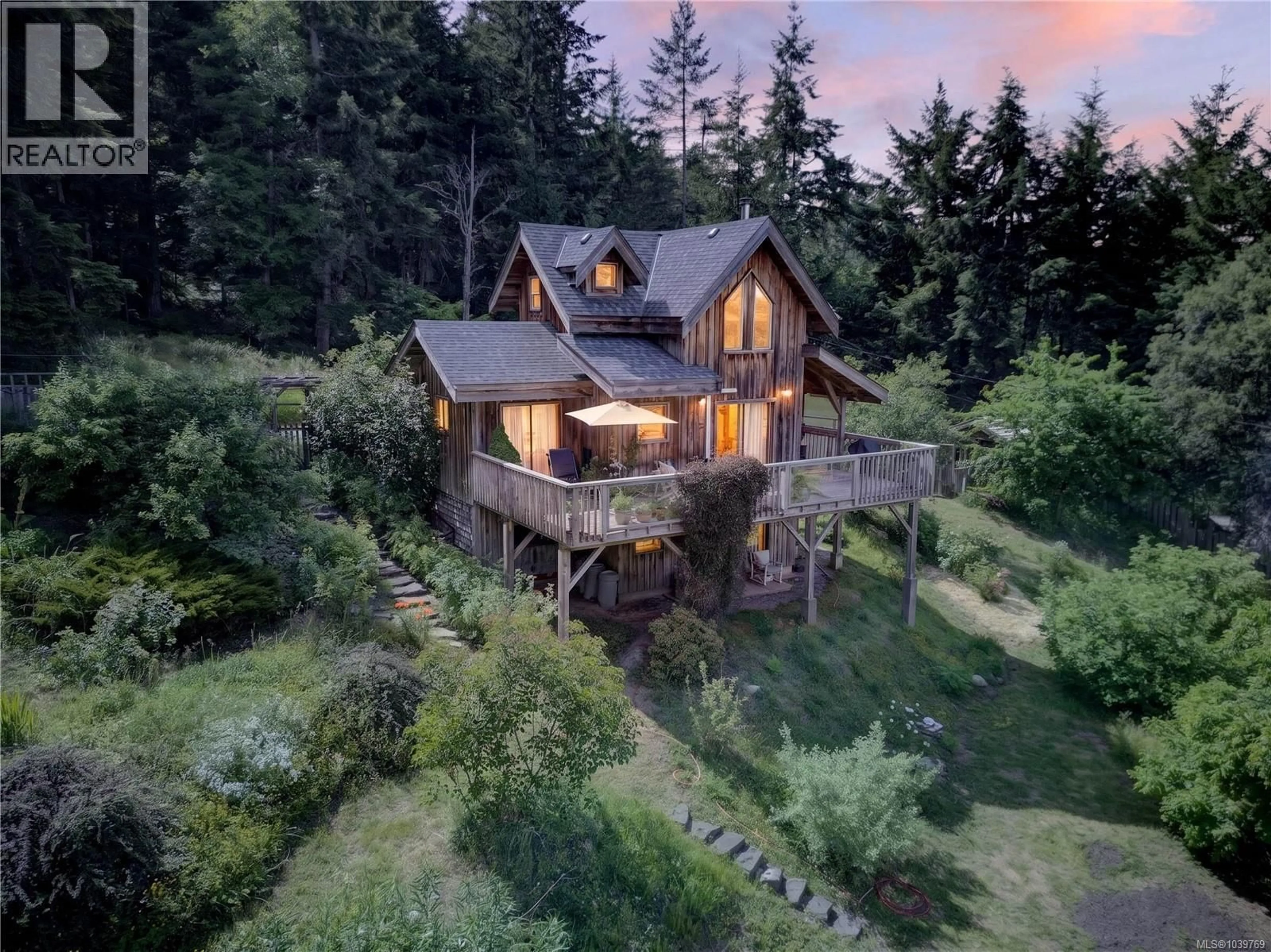 A pic from outside/outdoor area/front of a property/back of a property/a pic from drone, unknown for 220 WRIGHT ROAD, Salt Spring British Columbia V8K2H8