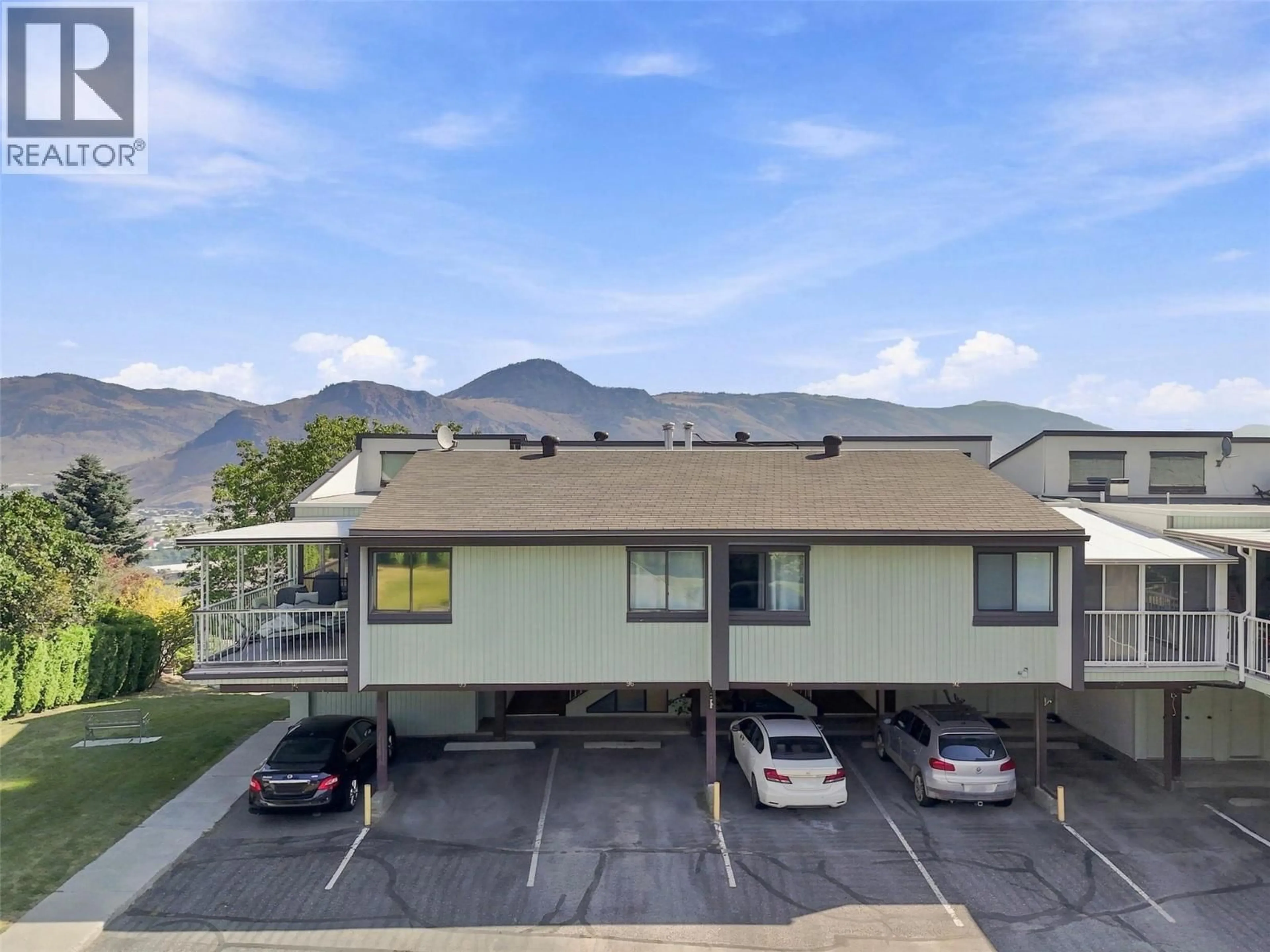 A pic from outside/outdoor area/front of a property/back of a property/a pic from drone, mountain view for 96 - 137 MCGILL ROAD, Kamloops British Columbia V2C1L9