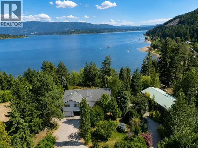 5255 SCHNEIDER PLACE, Tappen 2
