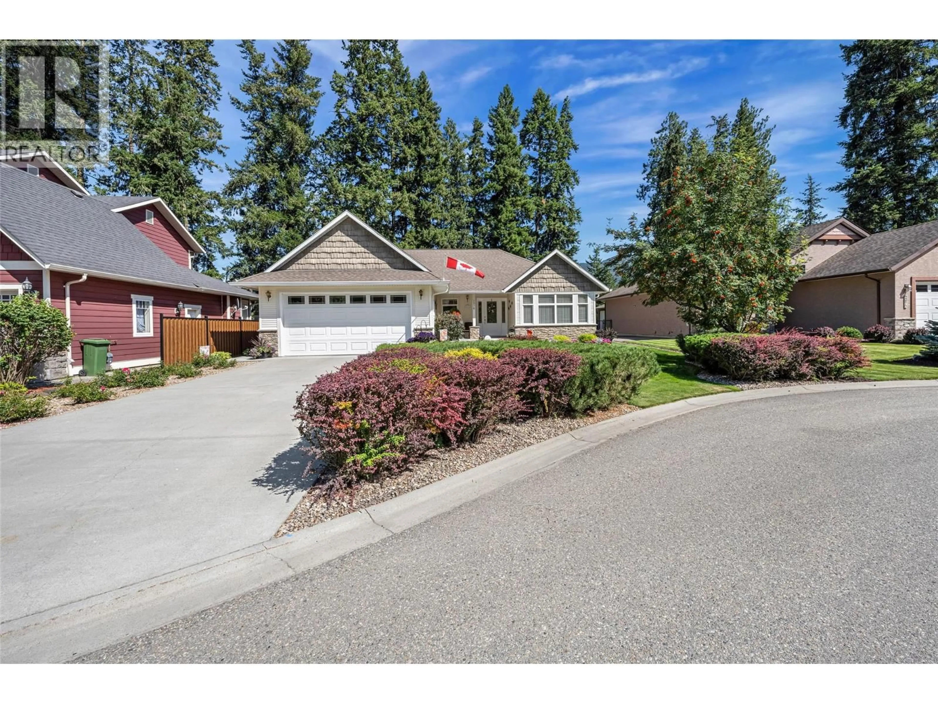 A pic from outside/outdoor area/front of a property/back of a property/a pic from drone, street for 2976 HEAL COURT, Armstrong British Columbia V0E1B2
