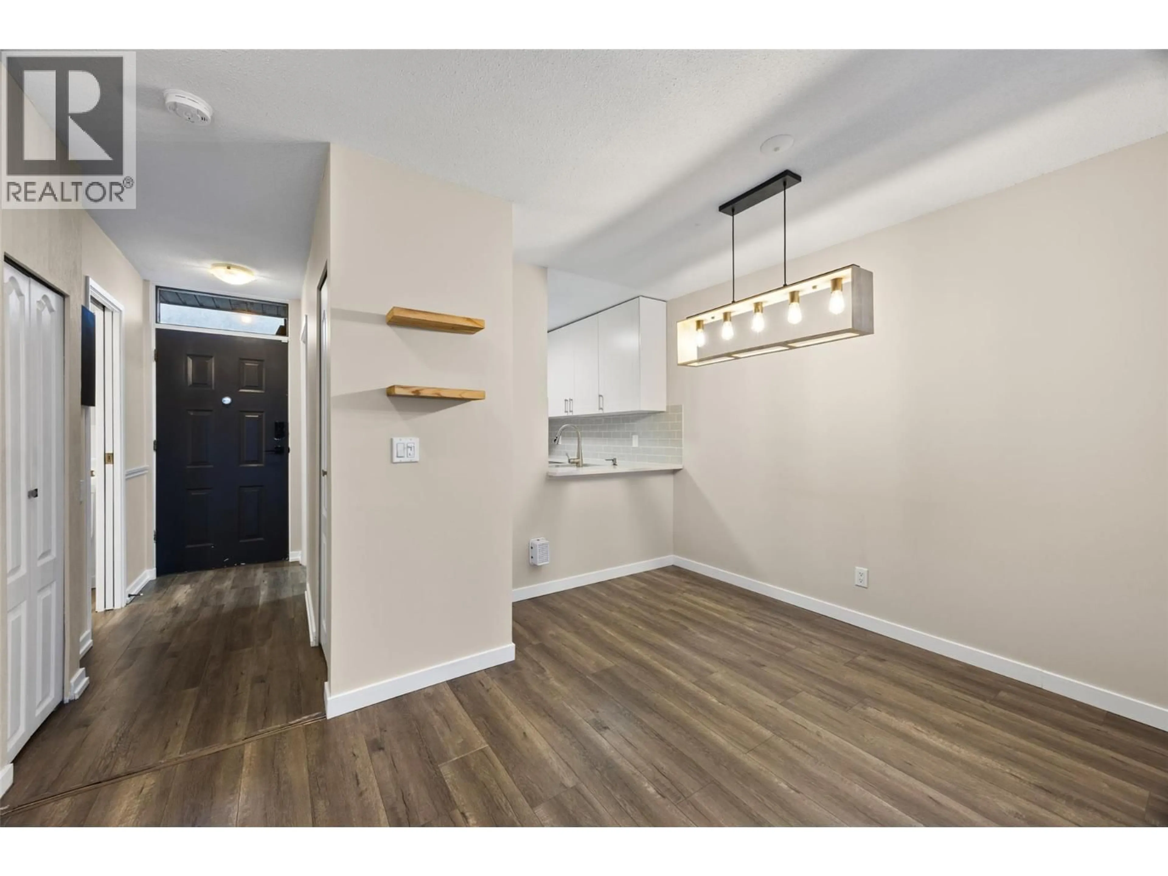 A pic of a room for 14 - 145 NICOLA STREET, Kamloops British Columbia V2C2P2