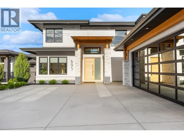 695 LAKE COURT, West Kelowna 5