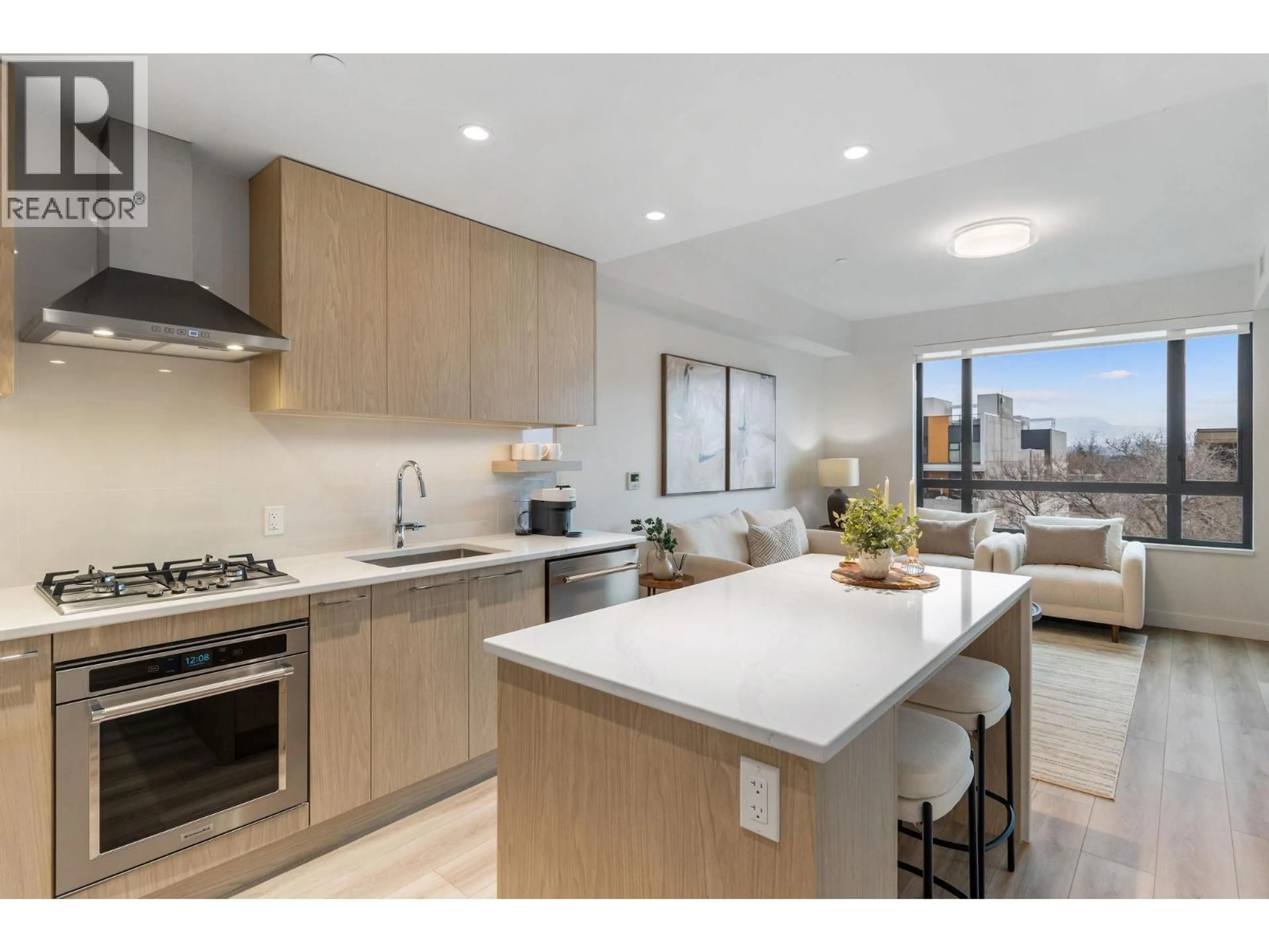 Open concept kitchen, unknown for 206 - 3051 ABBOTT STREET, Kelowna British Columbia V1Y0P1