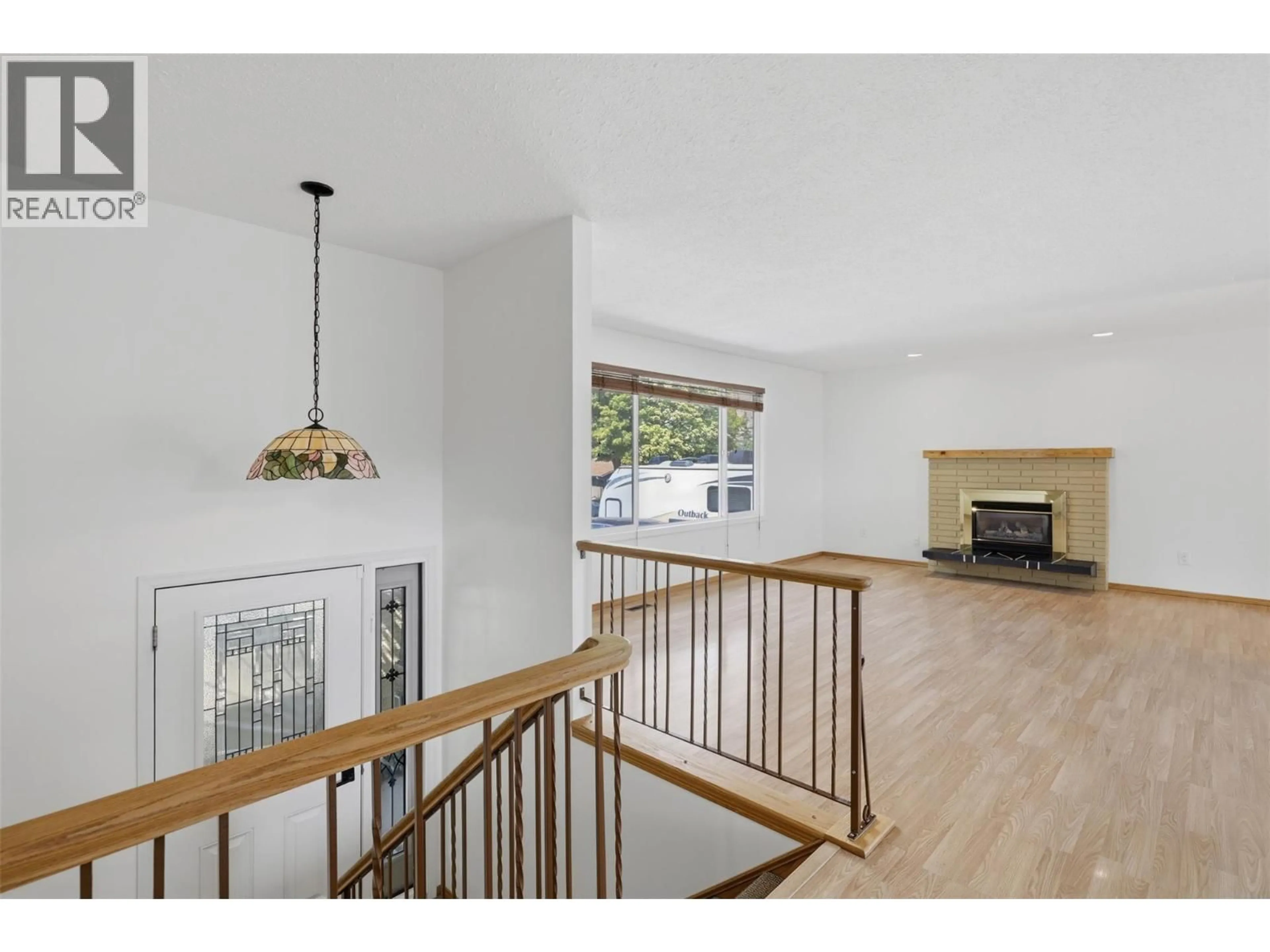 Unknown for 1594 GRIFFIN TERRACE, Kamloops British Columbia V2B7R6