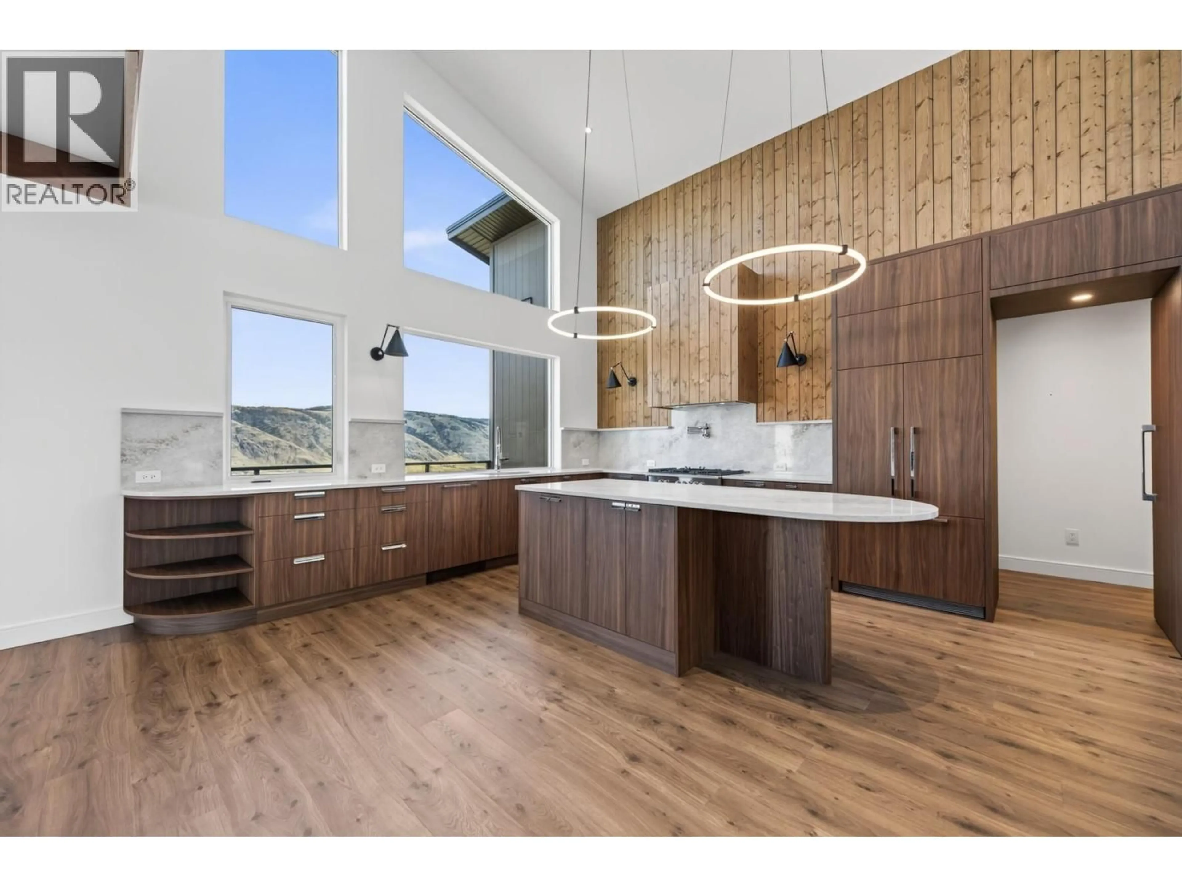 Open concept kitchen, wood/laminate floor for 2257 COLDWATER DRIVE, Kamloops British Columbia V2E0E6