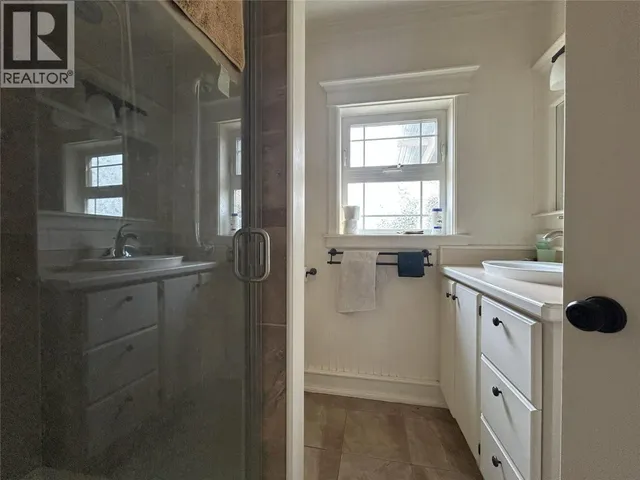 5620 KENMORE ROAD, Grand Forks 4