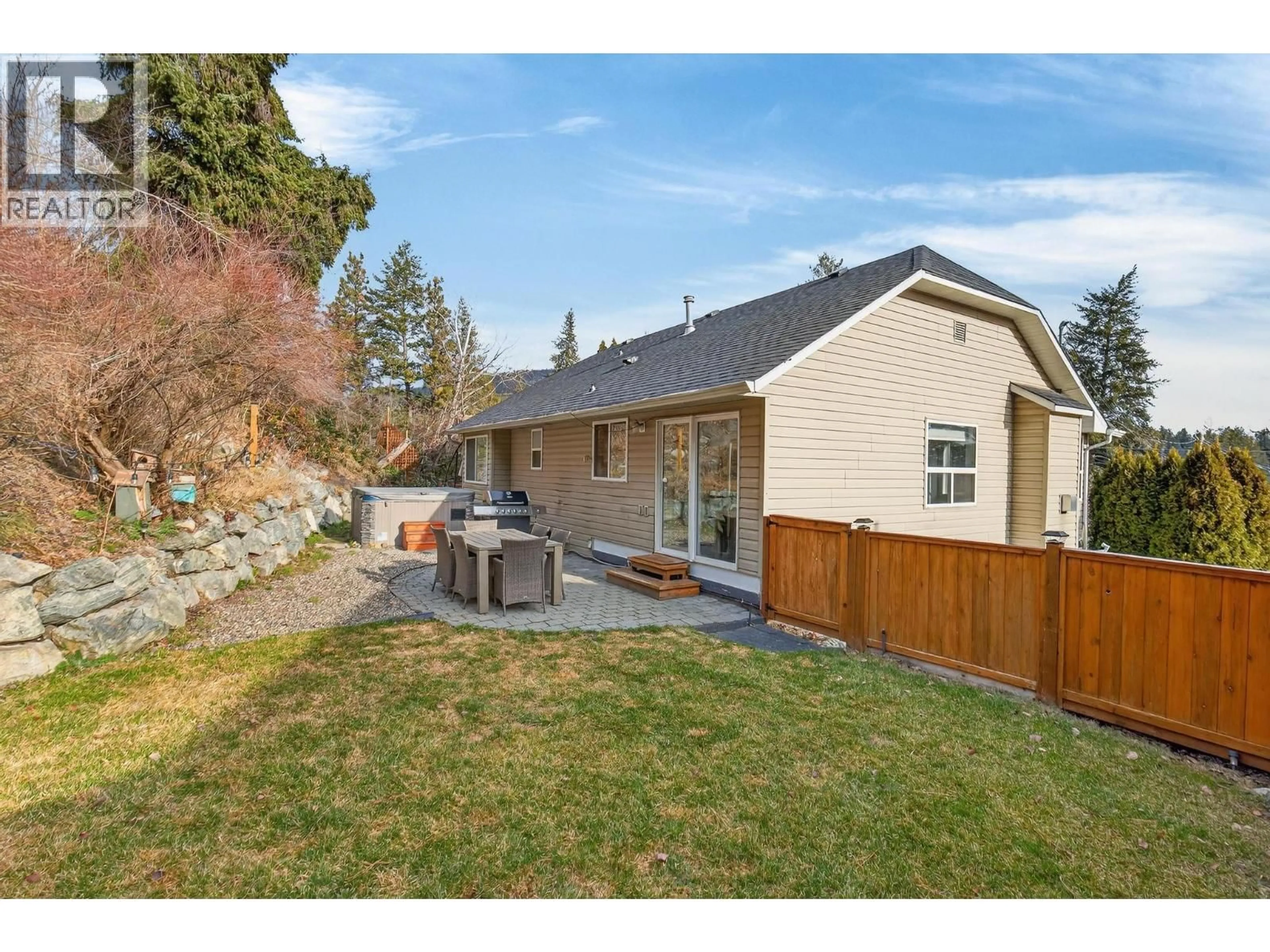 Unknown for 3220 MCIVER ROAD, West Kelowna British Columbia V4T1G1