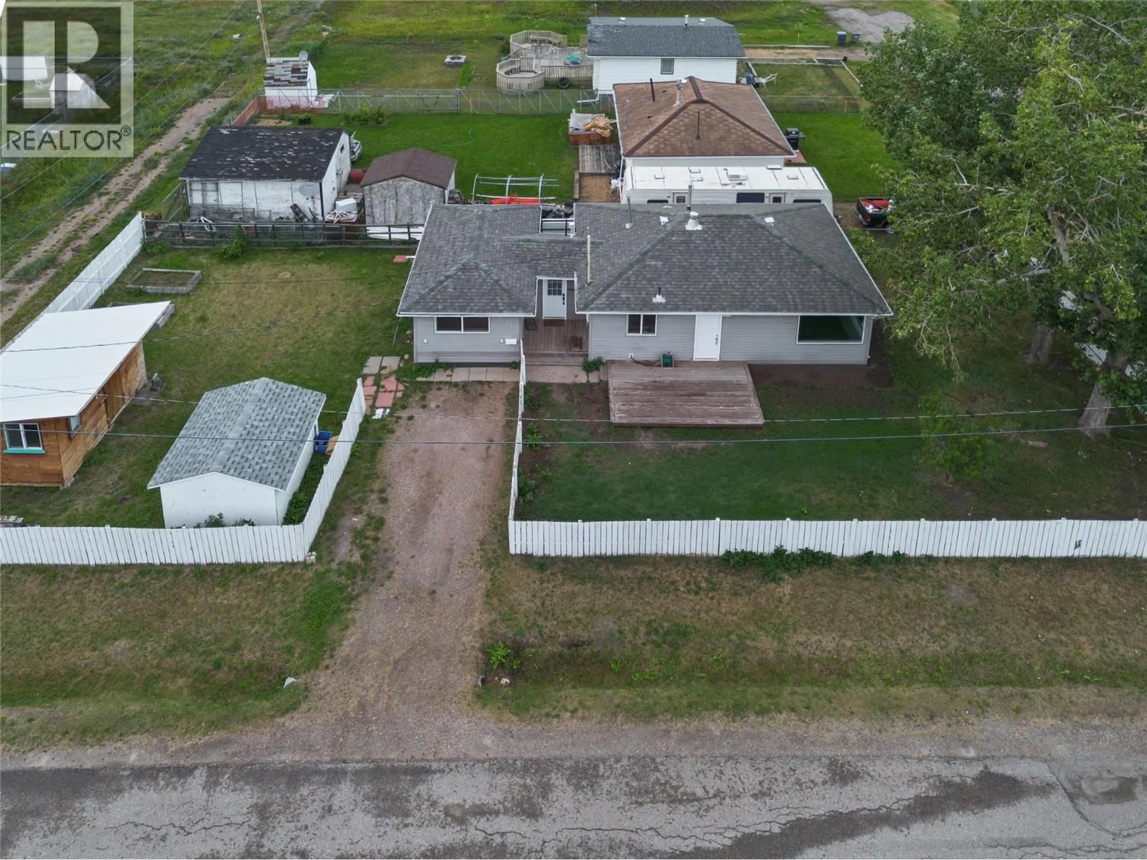 A pic from outside/outdoor area/front of a property/back of a property/a pic from drone, street for 9721 2 STREET, Dawson Creek British Columbia V1G3K8