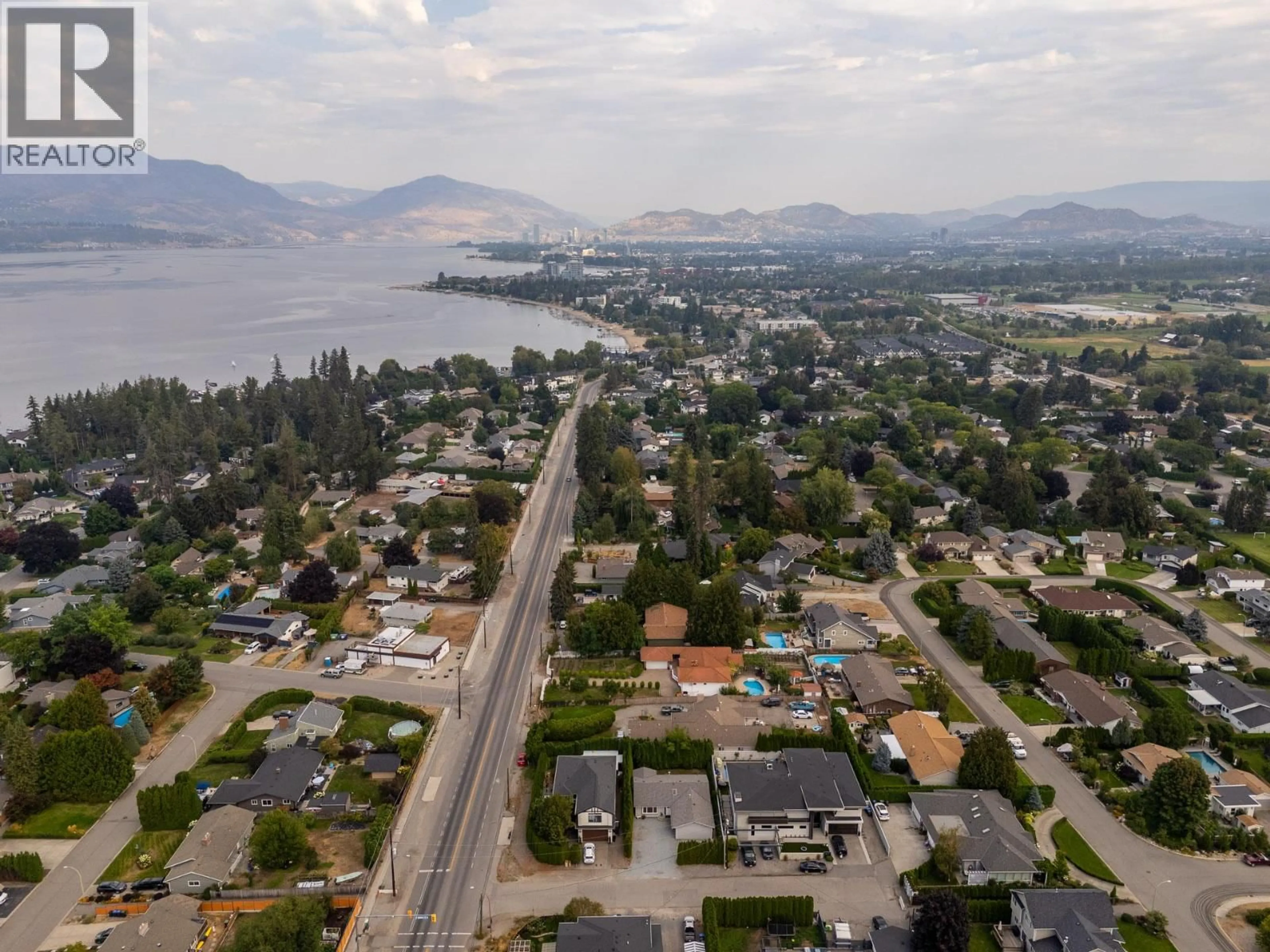 A pic from outside/outdoor area/front of a property/back of a property/a pic from drone, unknown for 602 WILLMS ROAD, Kelowna British Columbia V1W1B6