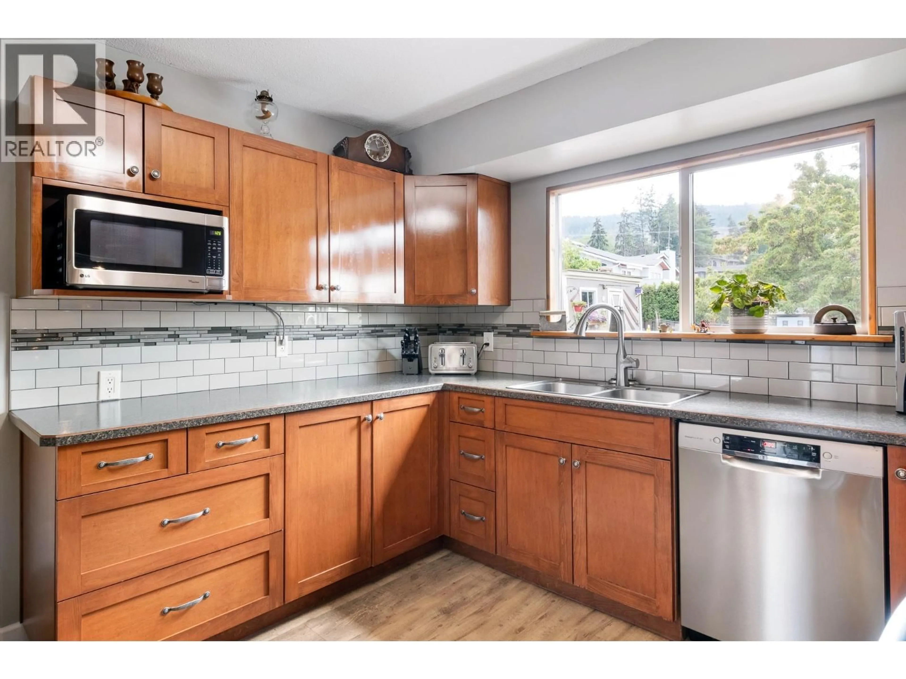 Standard kitchen, unknown for 12300 ORMSBY DRIVE, Coldstream British Columbia V1B1H8