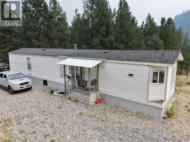 765 3 HIGHWAY, Grand Forks 3