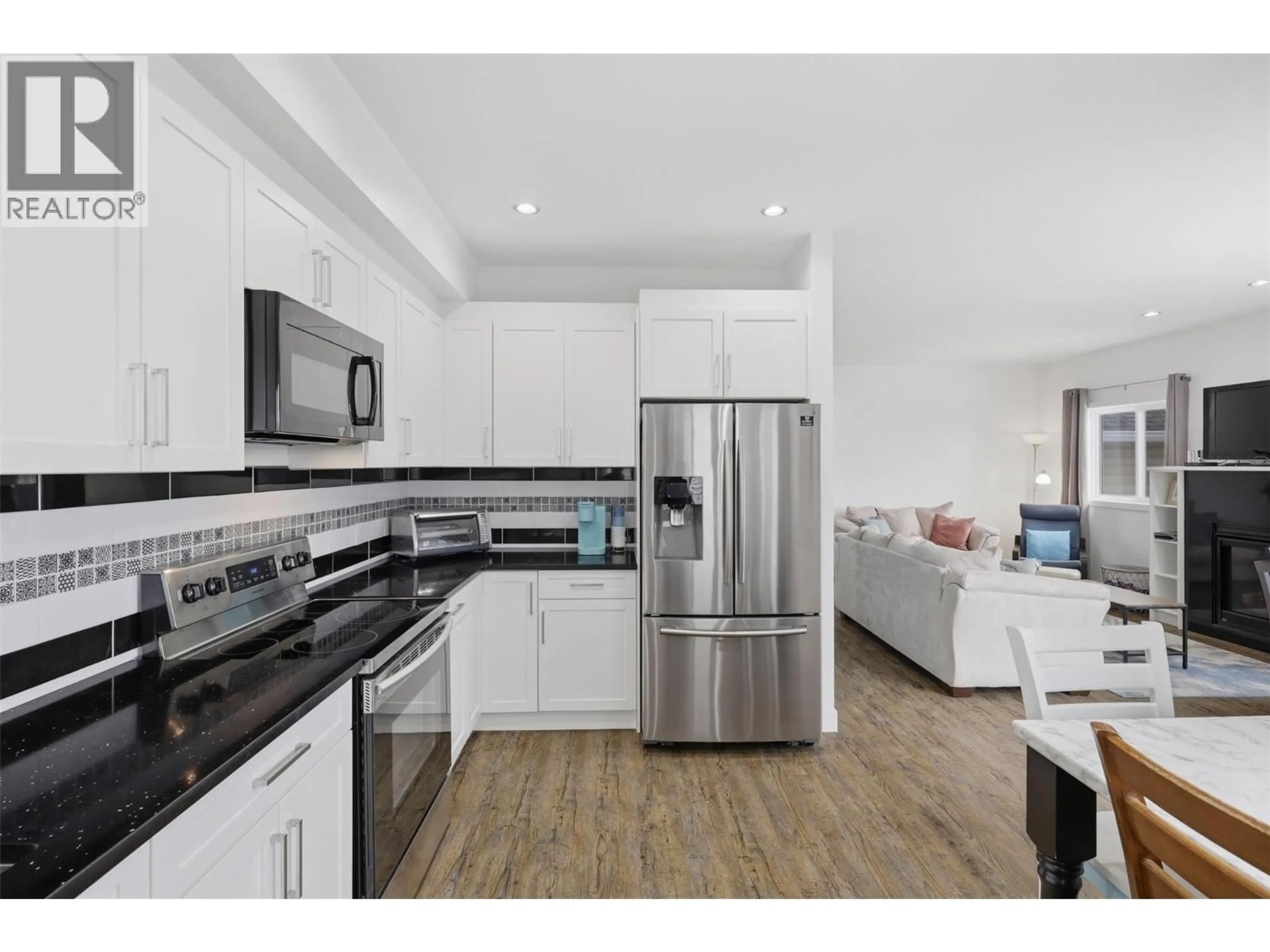 Open concept kitchen, unknown for 102 - 438 WADDINGTON DRIVE, Kamloops British Columbia V2E0E1