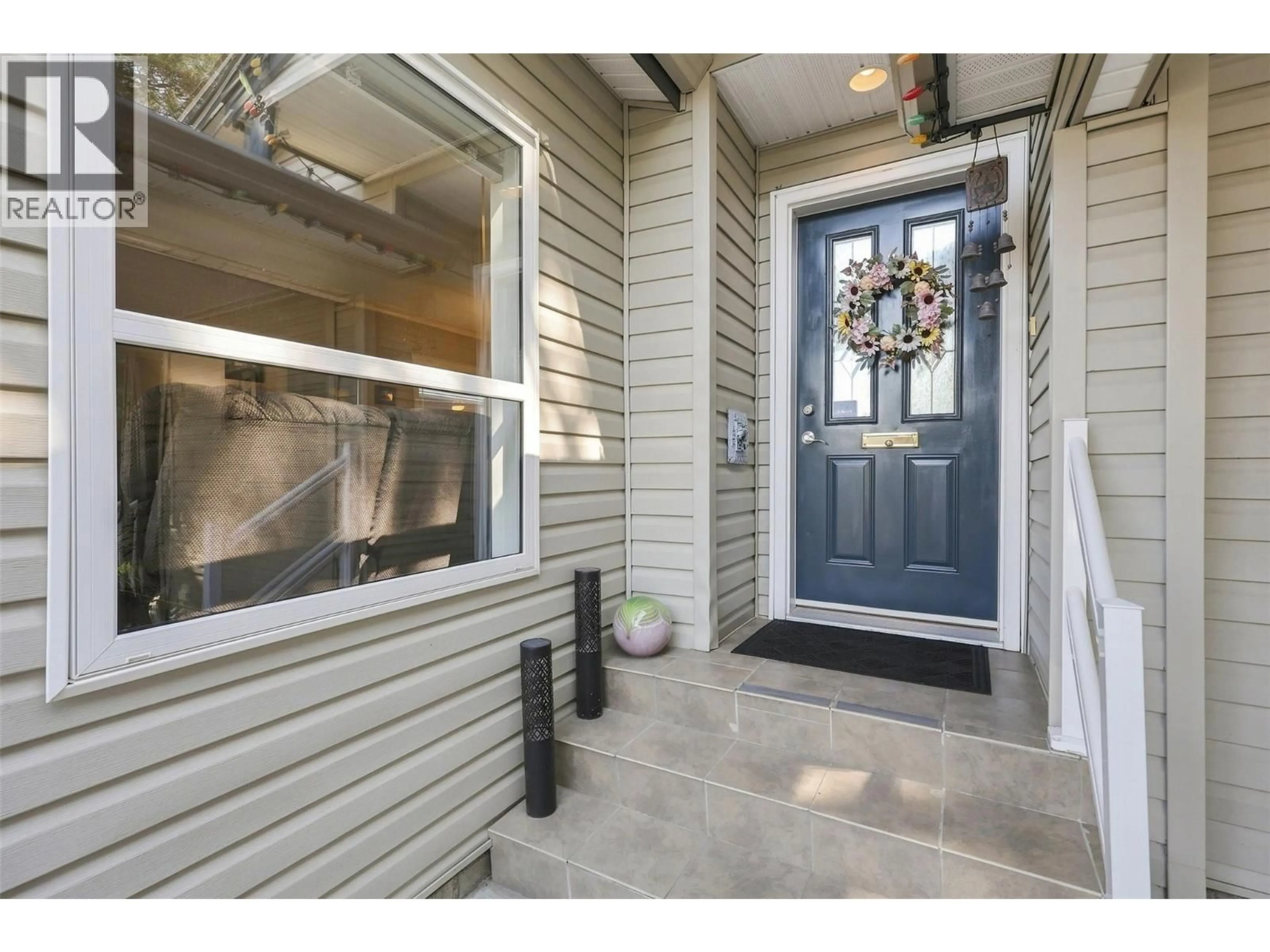 Indoor entryway for 15 - 791 JENSEN ROAD, Kamloops British Columbia V2B6P6