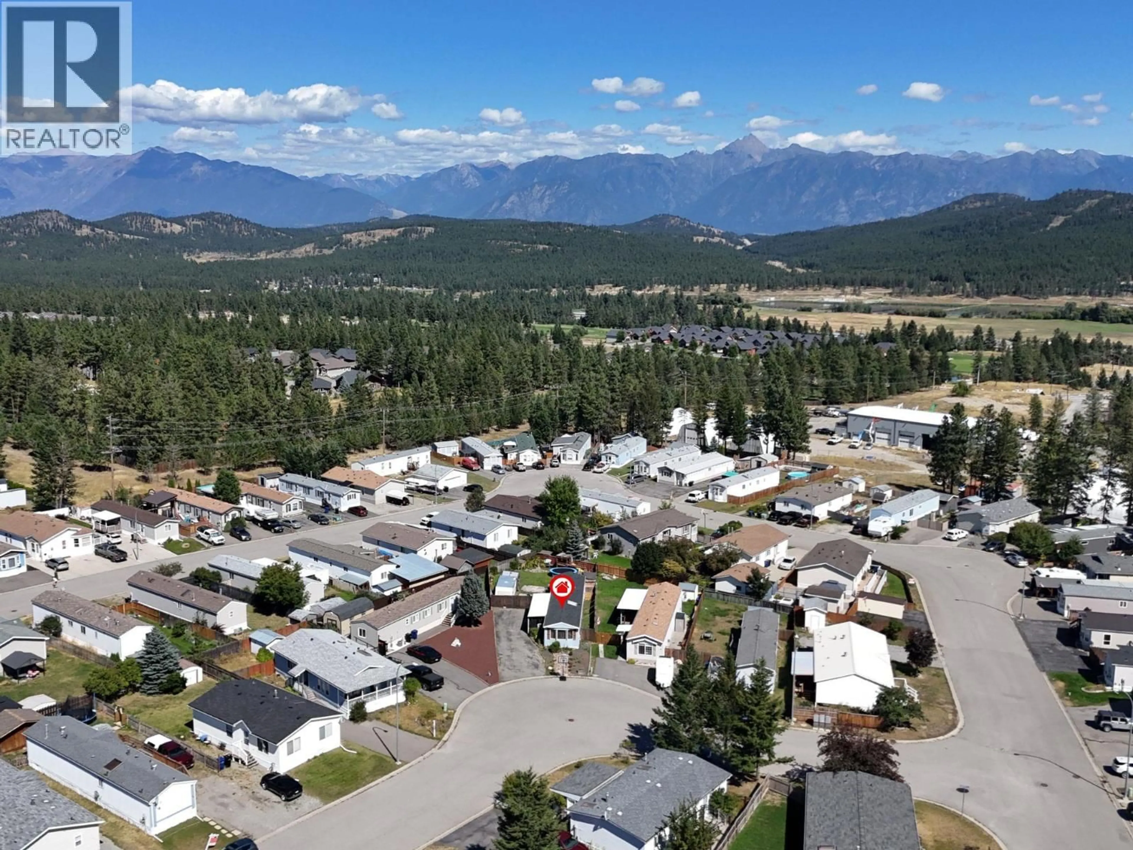 A pic from outside/outdoor area/front of a property/back of a property/a pic from drone, mountain view for 316 MISSION PLACE, Cranbrook British Columbia V1C6P7