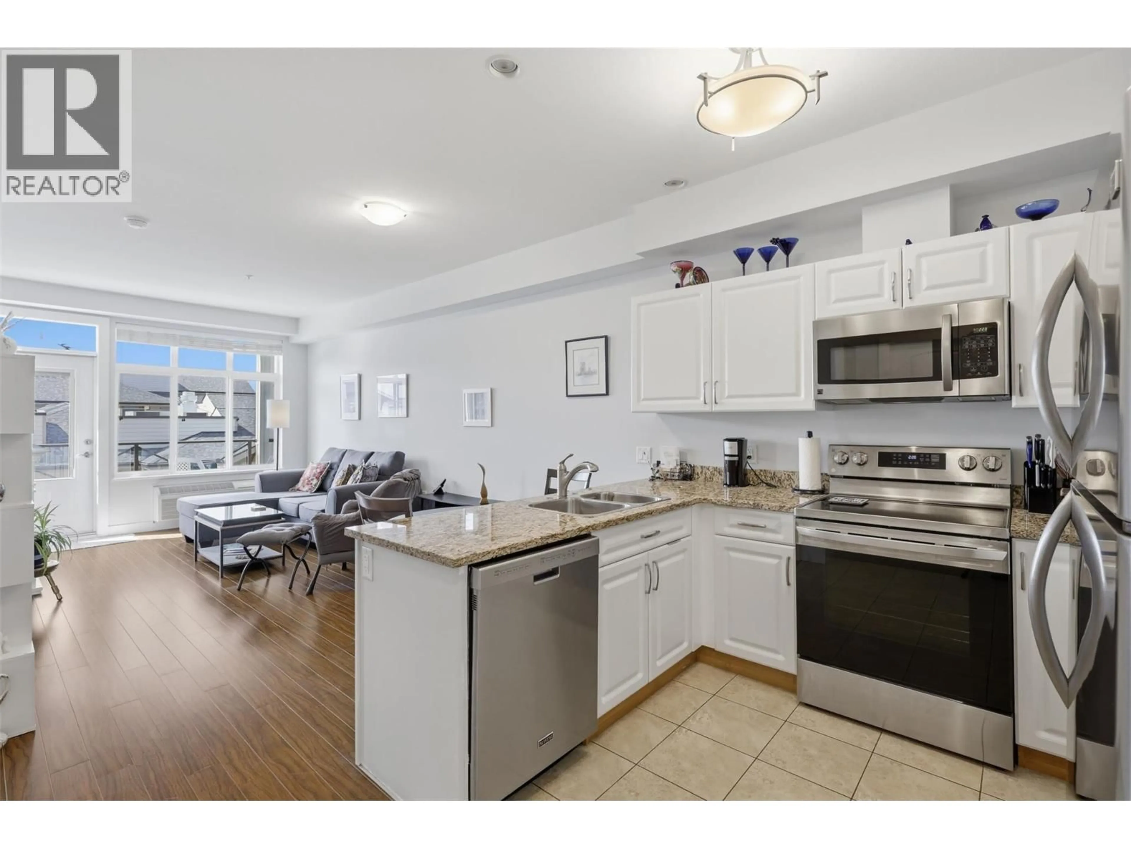 Open concept kitchen, unknown for 300 - 760 MAYFAIR STREET, Kamloops British Columbia V2B0E5