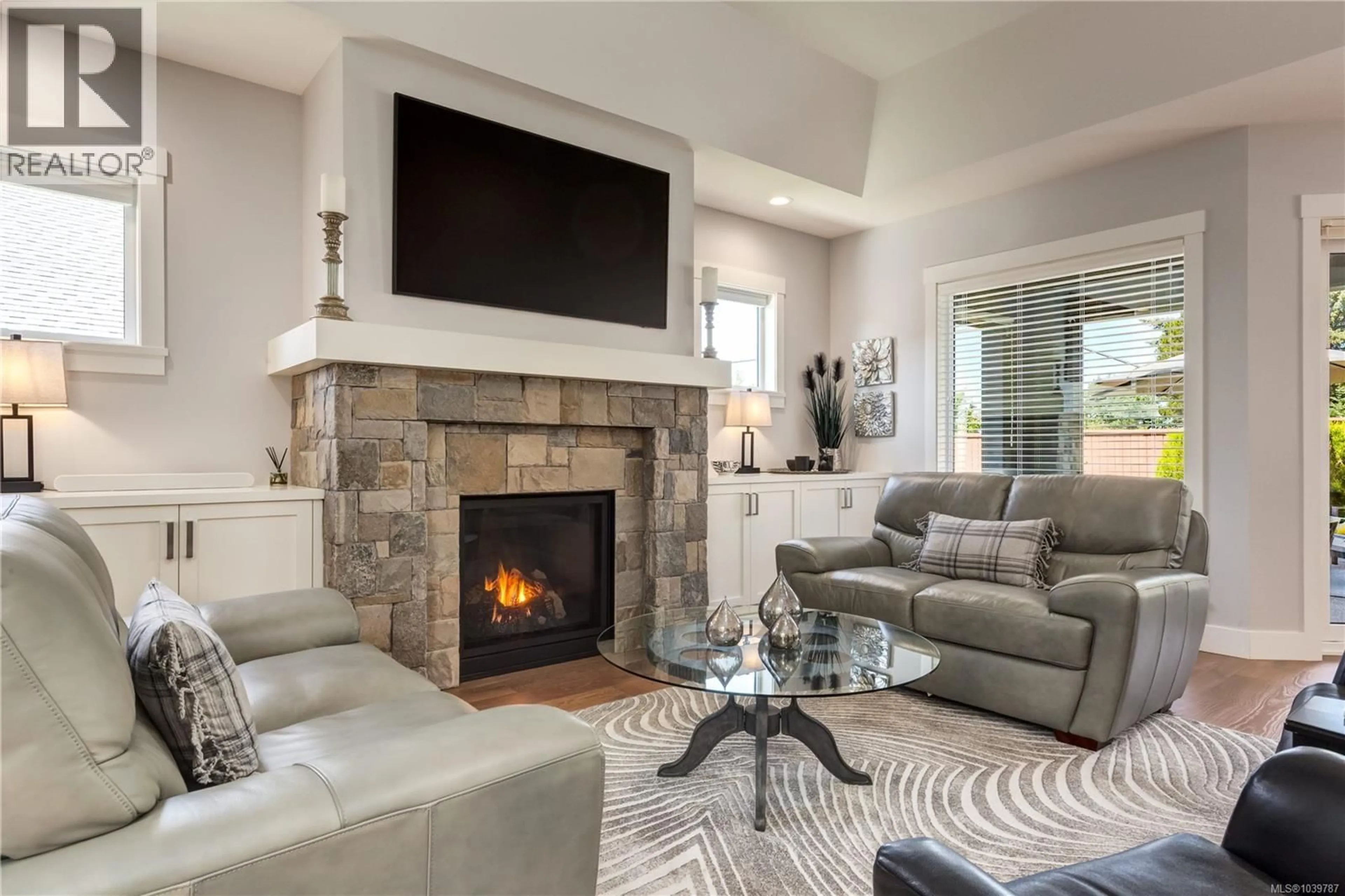 Living room with furniture, unknown for 1008 BROOKFIELD CRESCENT, Parksville British Columbia V9P0E3