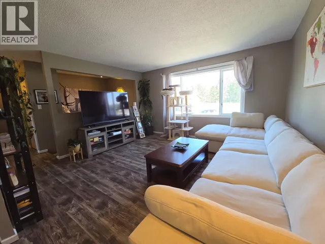 4317 51A AVENUE NORTHEAST, Chetwynd 5
