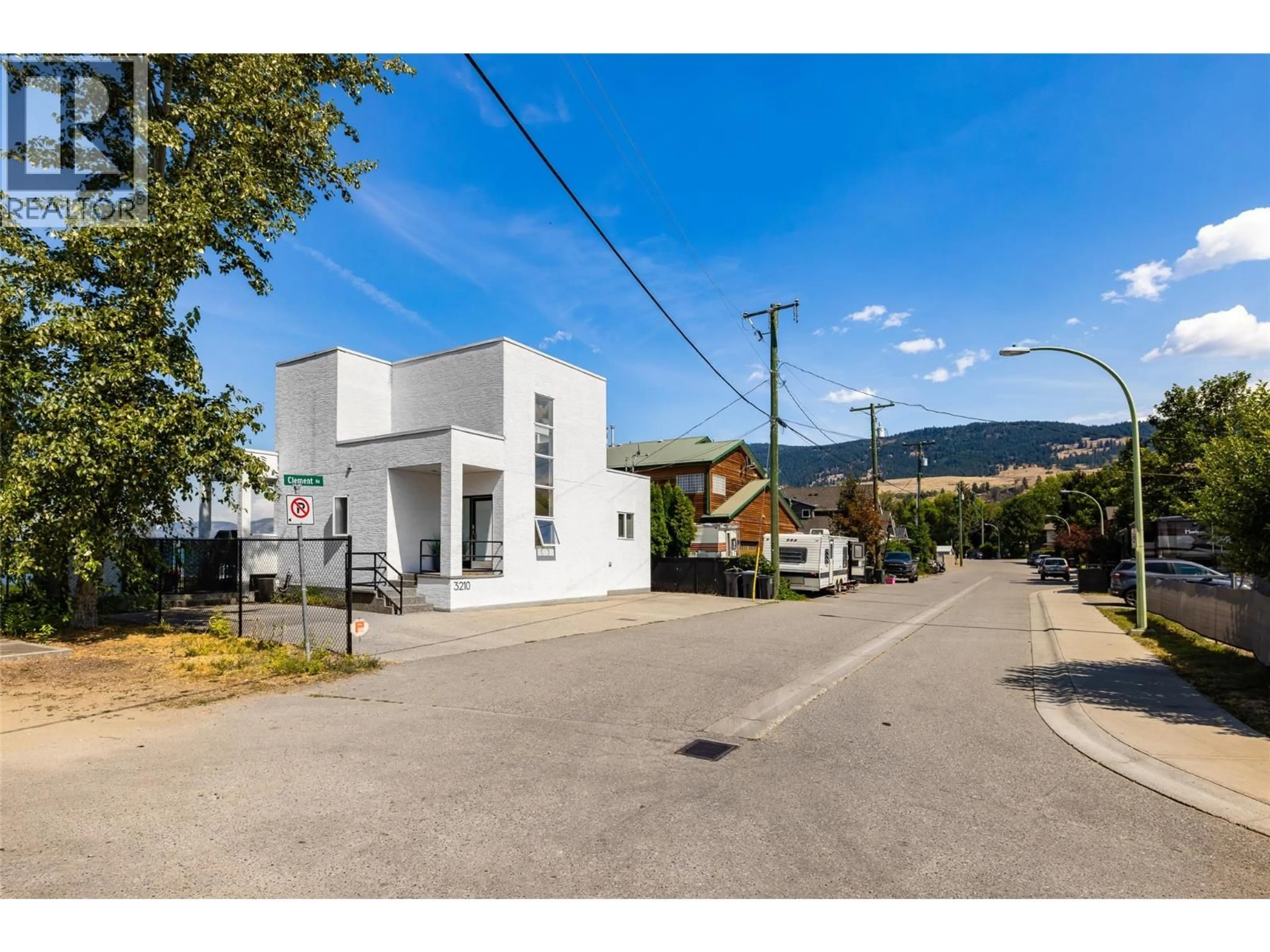 A pic from outside/outdoor area/front of a property/back of a property/a pic from drone, street for 3210 CLEMENT ROAD, Lake Country British Columbia V4V1X7