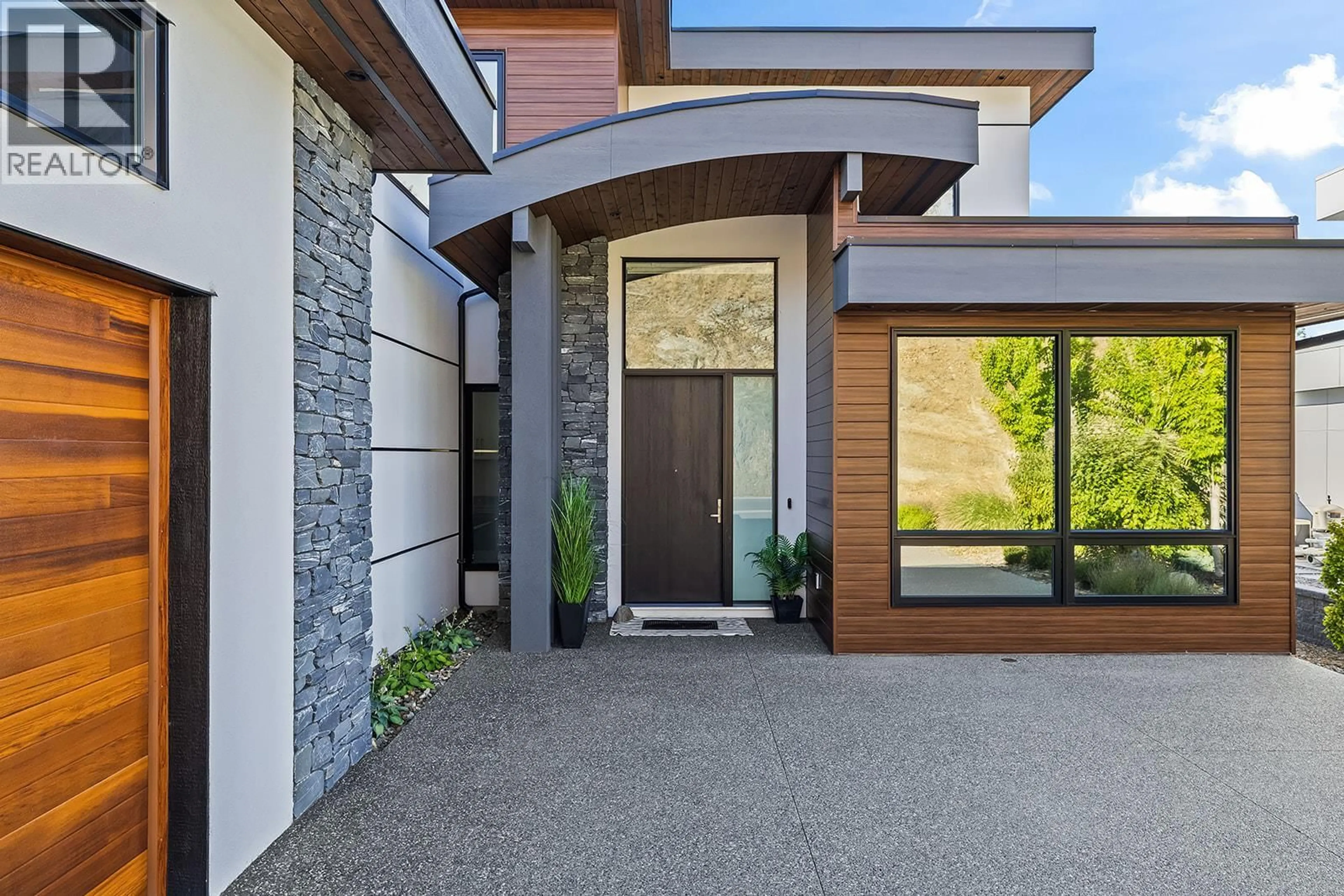 Unknown for 10018 BEACON HILL DRIVE, Lake Country British Columbia V4V0A9